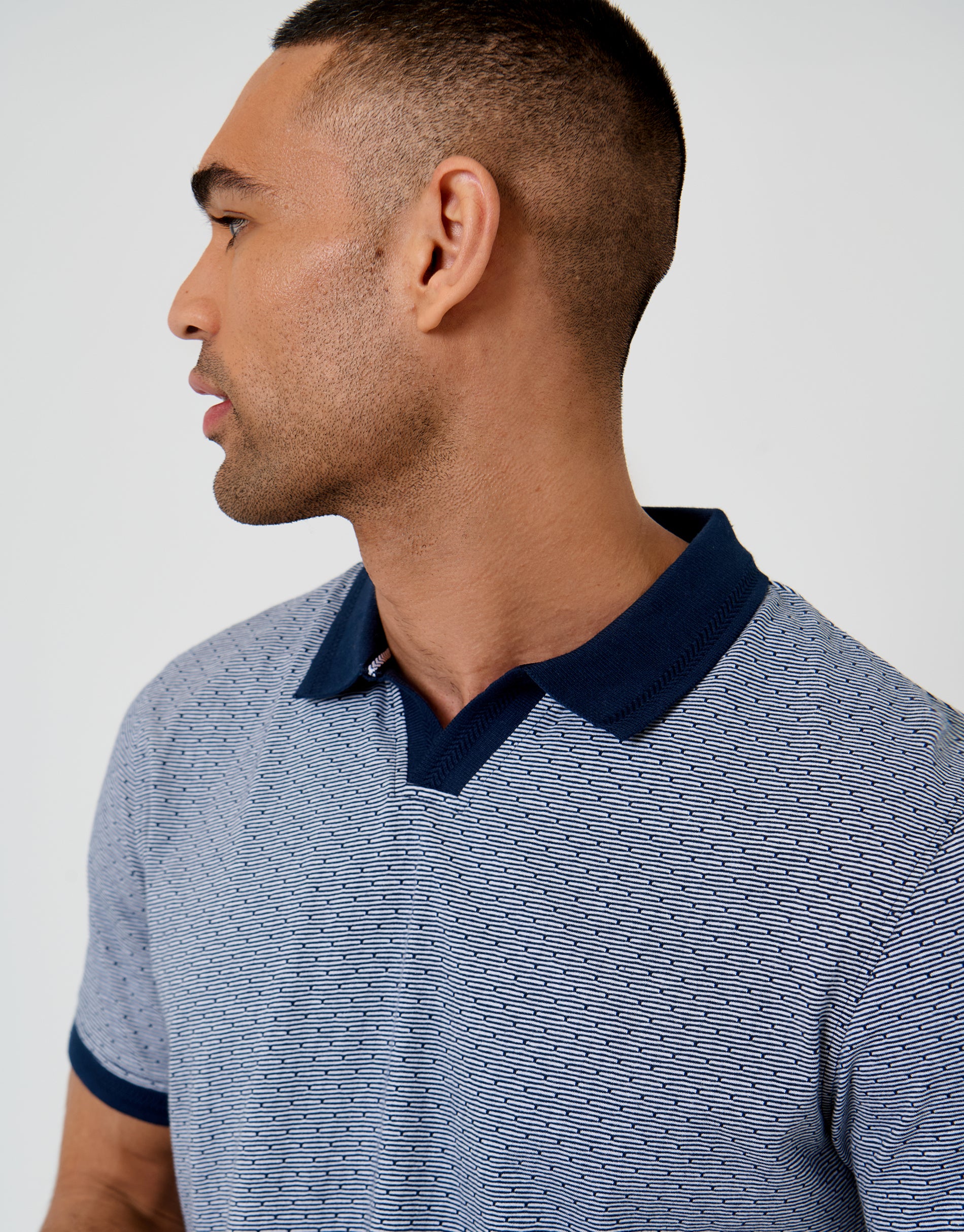 Jacquard Trophy Neck Polo Shirt in Navy - Image 4