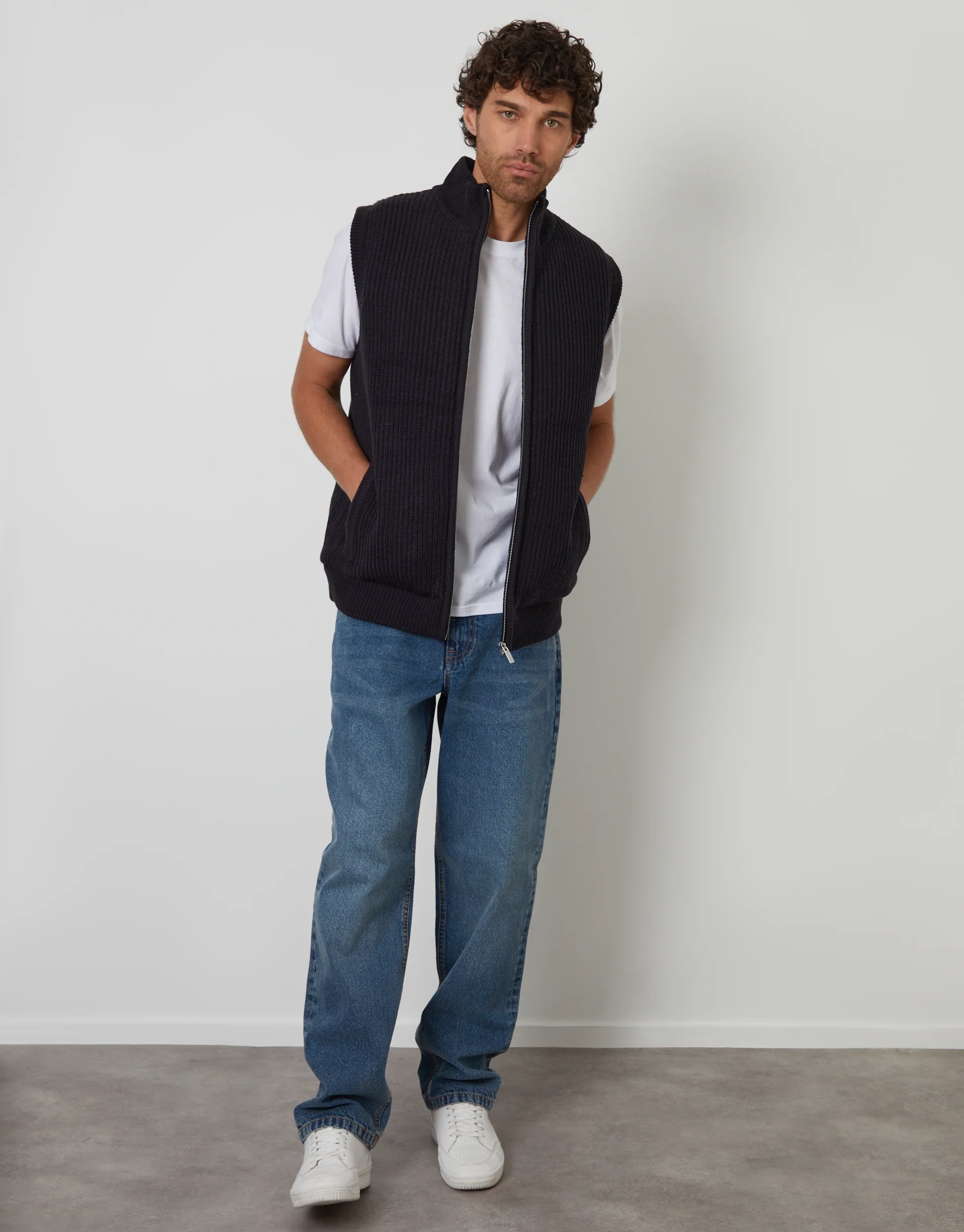 Knitted Quilted Gilet in Navy - Image 3