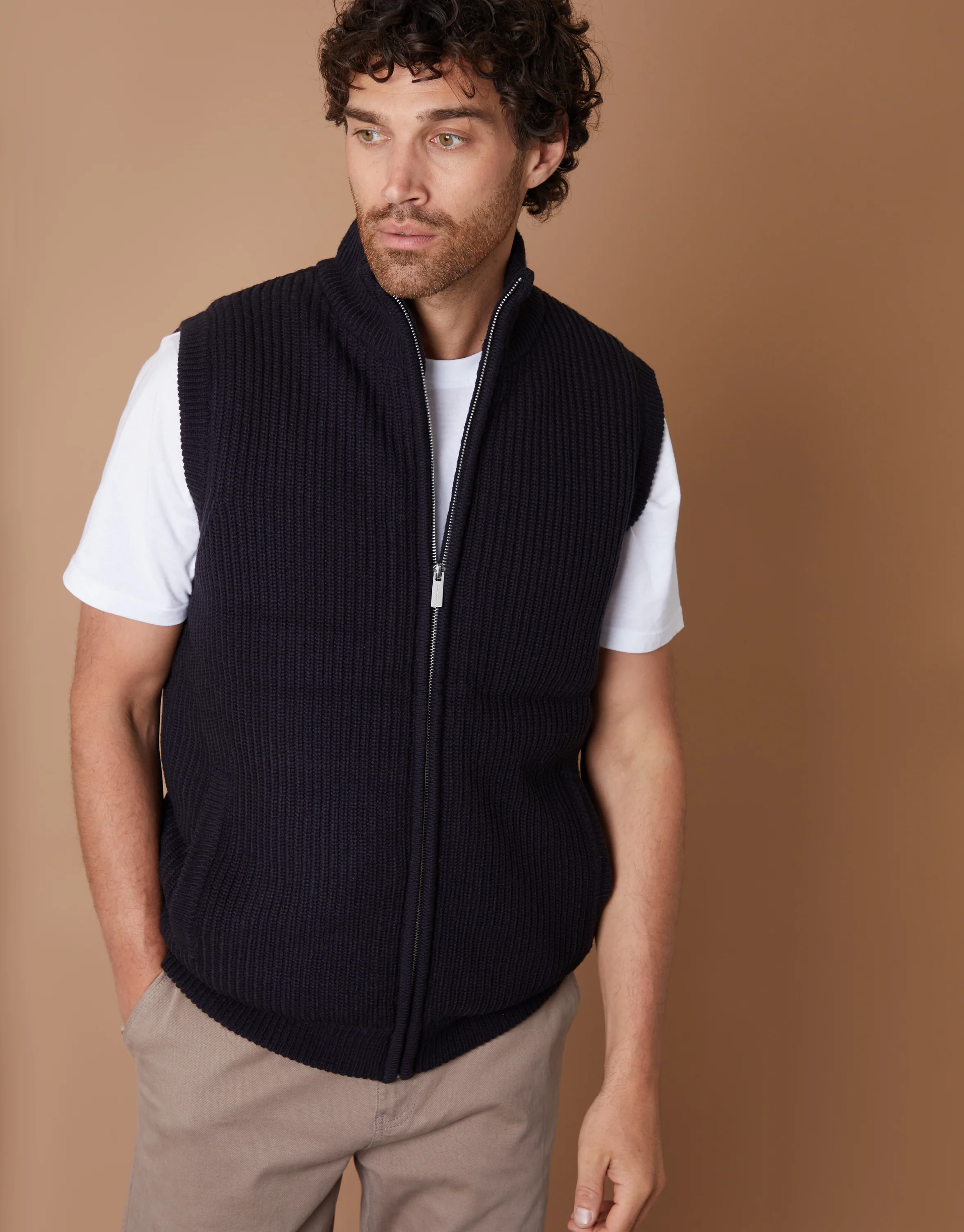 Knitted Quilted Gilet in Navy - Image 5