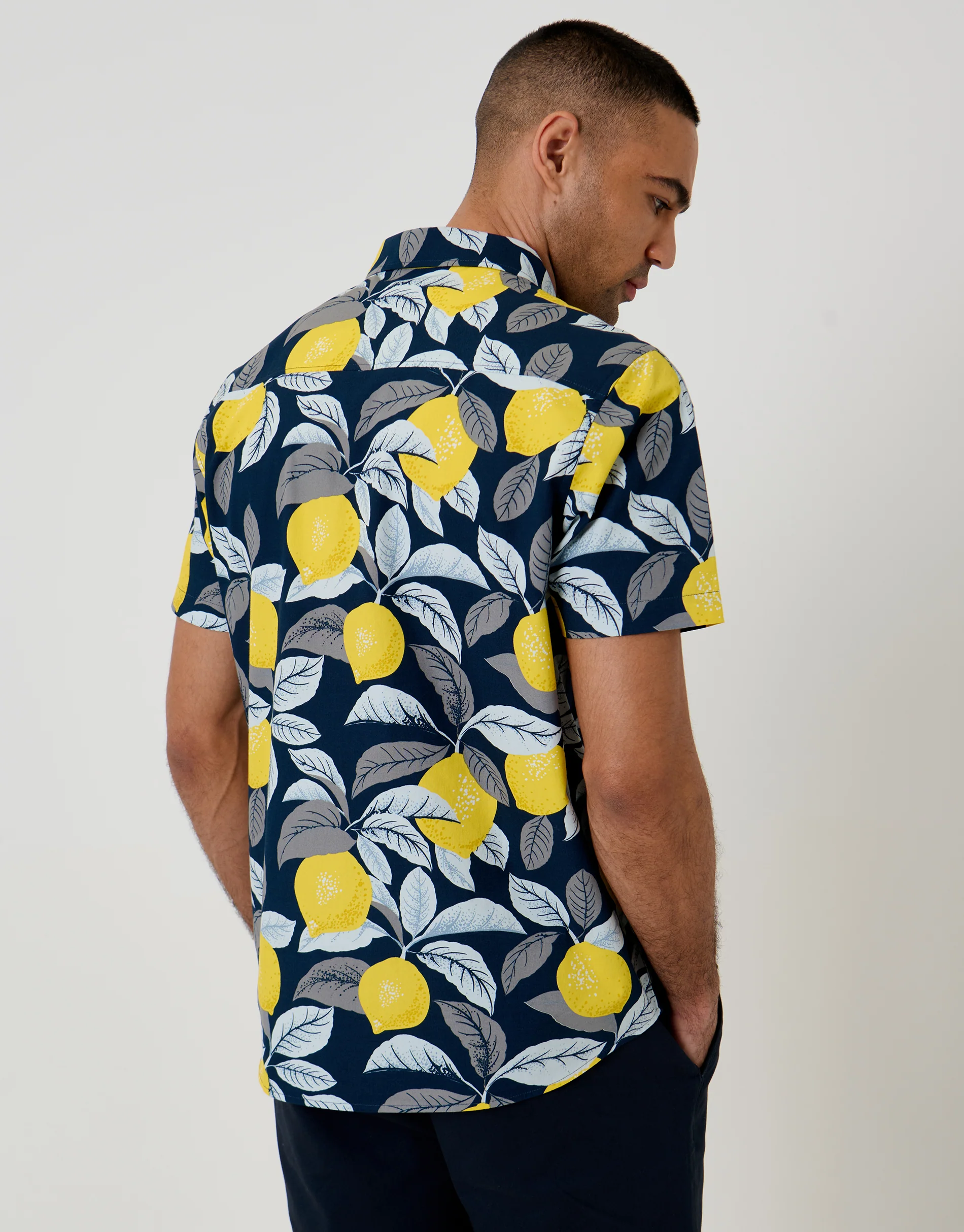 Lemon Print Cotton Poplin Short Sleeve Shirt in Navy - Image 2