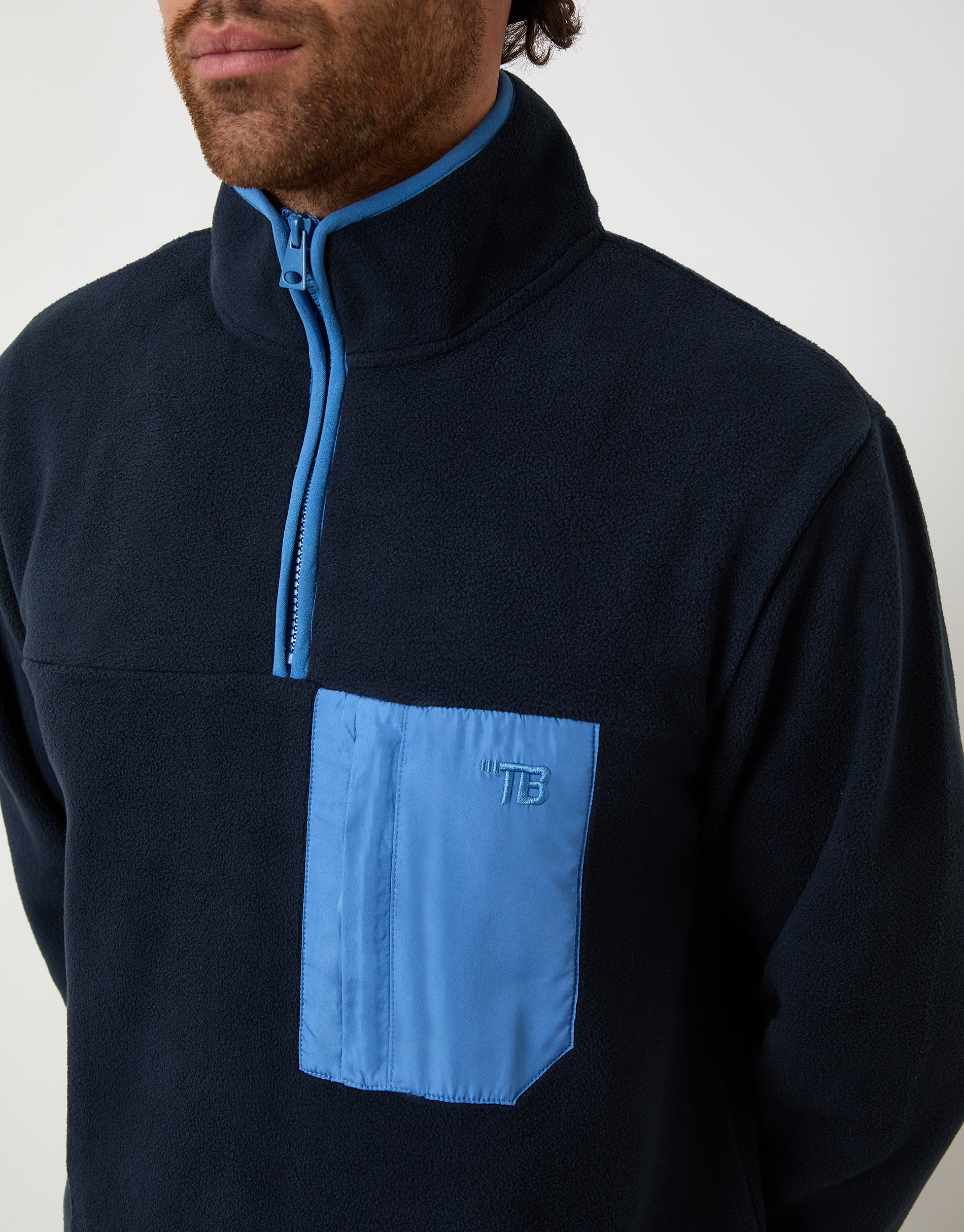 Microfleece Quarter Zip Sweatshirt in Navy - Image 4