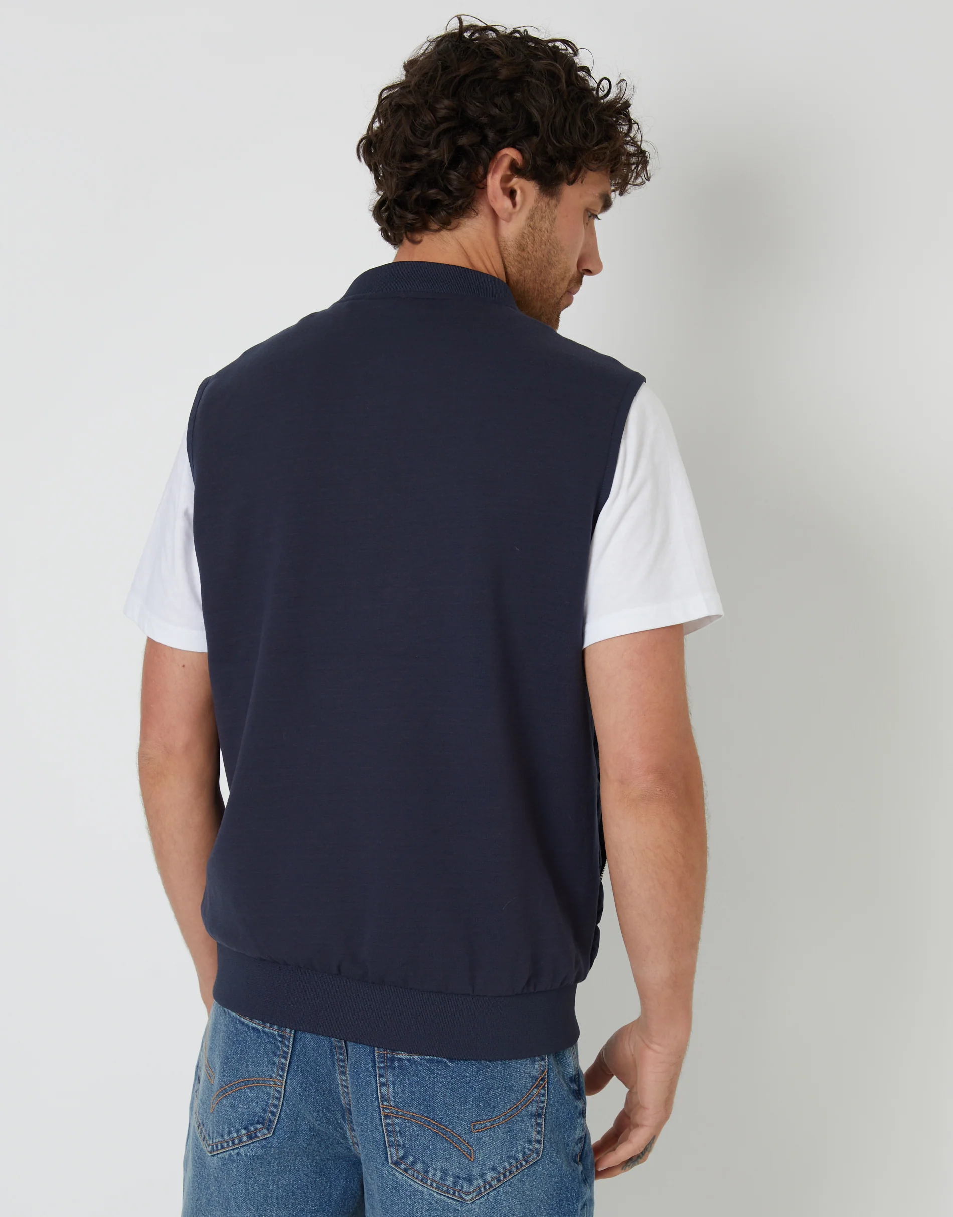 Quilted Hybrid Gilet in Navy - Image 2
