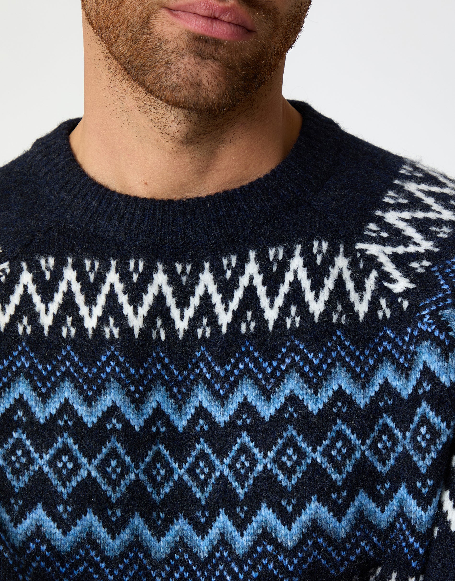 Raglan Fairisle Christmas Jumper in Navy - Image 4