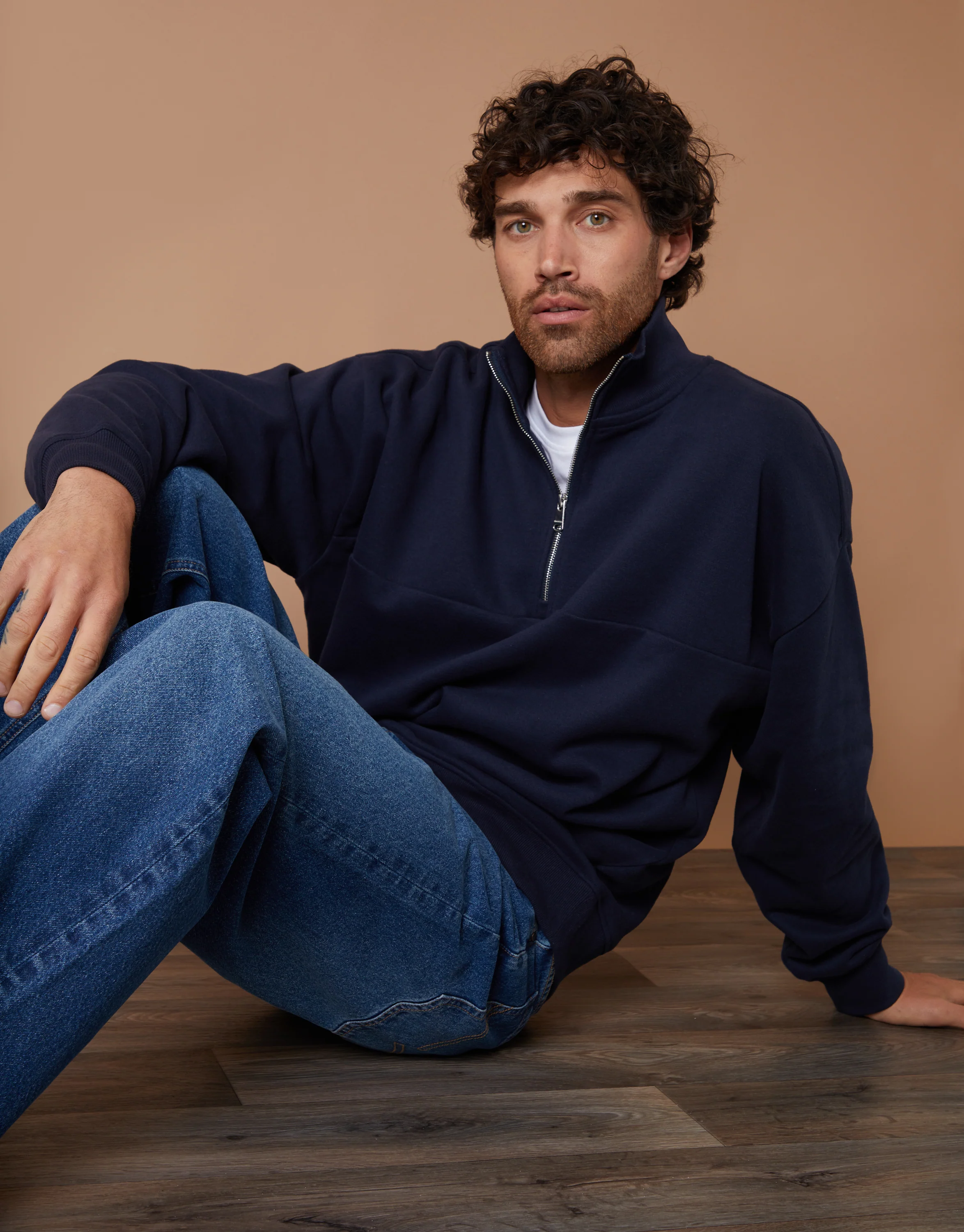 Relaxed Fit Half Zip Sweatshirt in Navy - Image 5