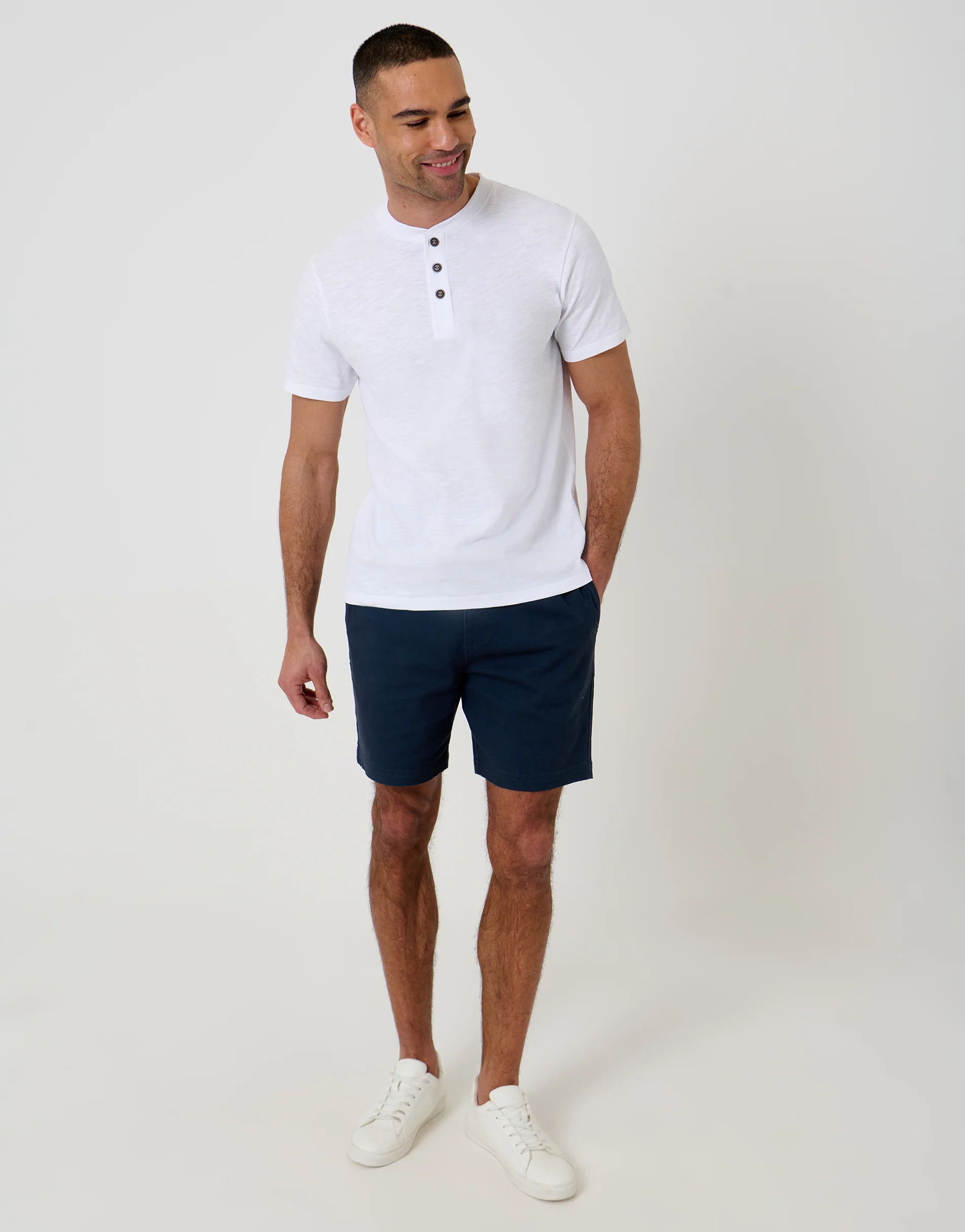 Shorter Length Elasticated Waist Stretch Chino Shorts in Navy - Image 3