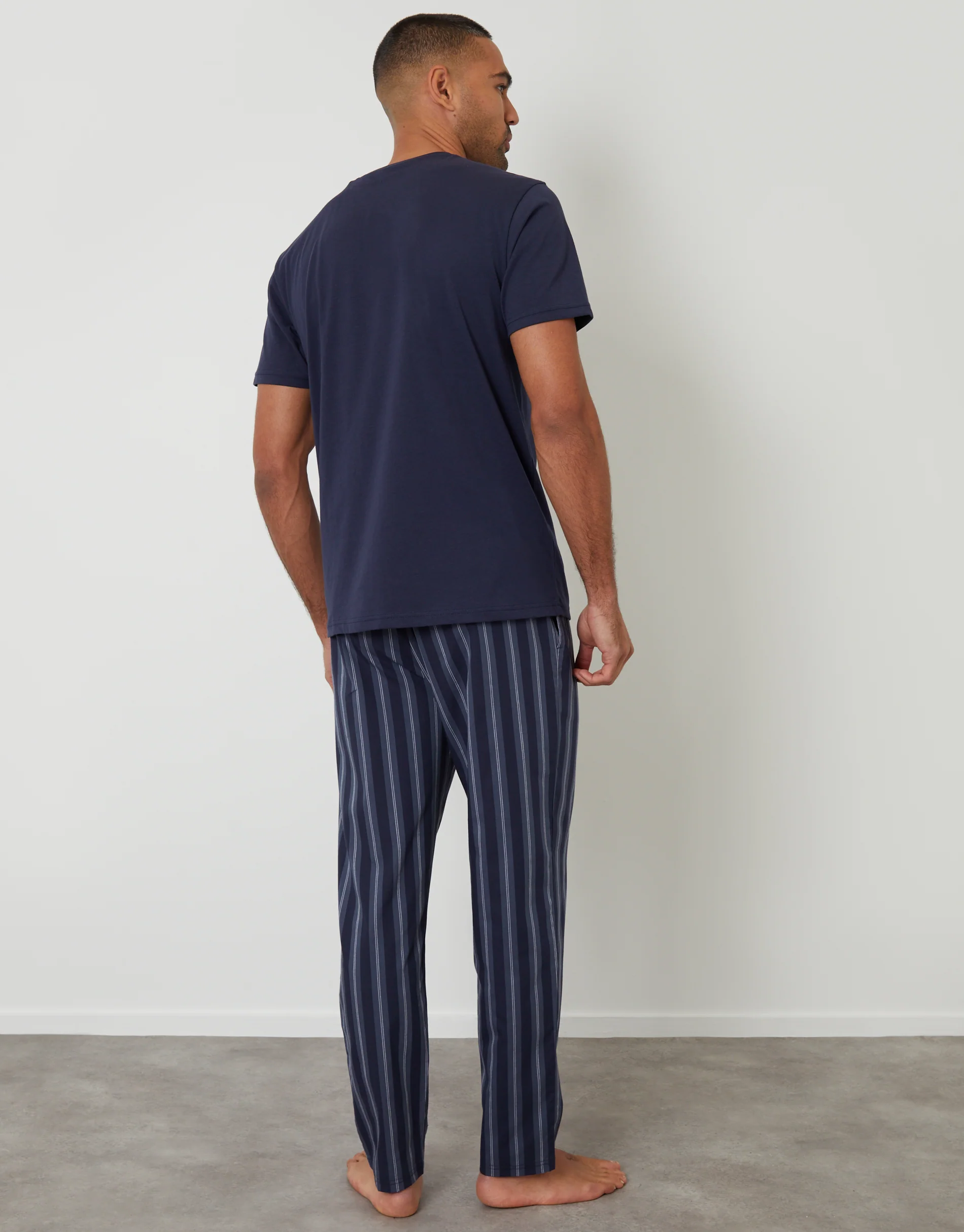 T-Shirt & Bottoms Pyjama Set in Navy Stripe - Image 3