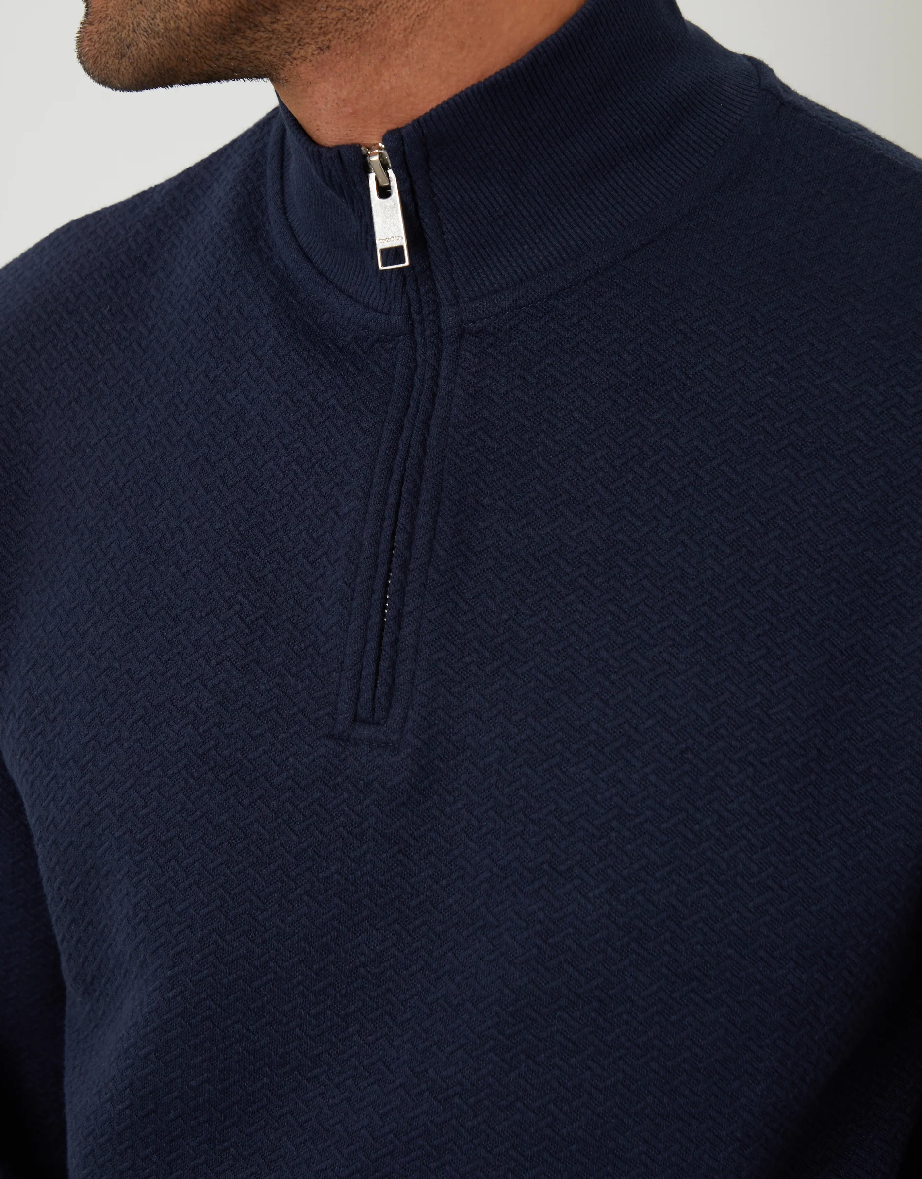 Textured Quarter Zip Sweatshirt in Navy - Image 4
