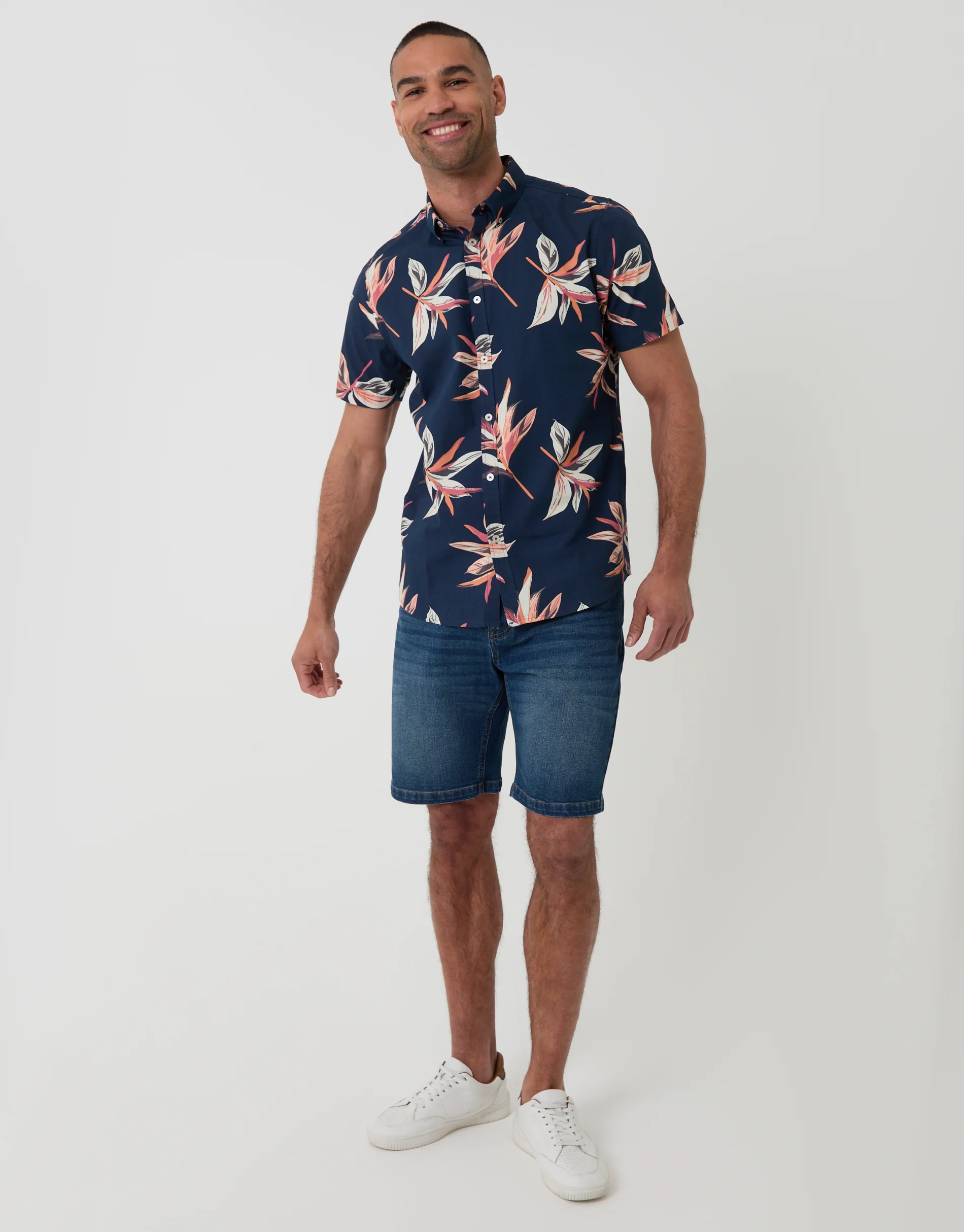 Tropical Leaf Print Cotton Short Sleeve Shirt in Navy - Image 3