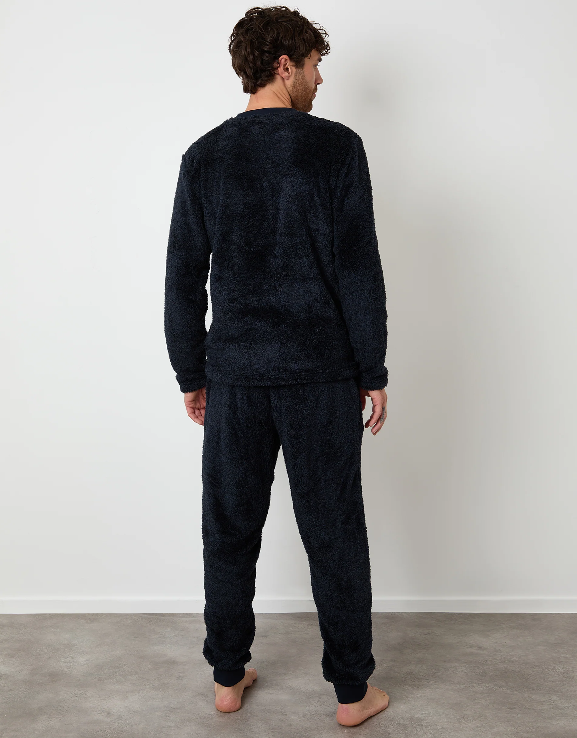 Two Tone Borg Loungewear Set in Navy - Image 2