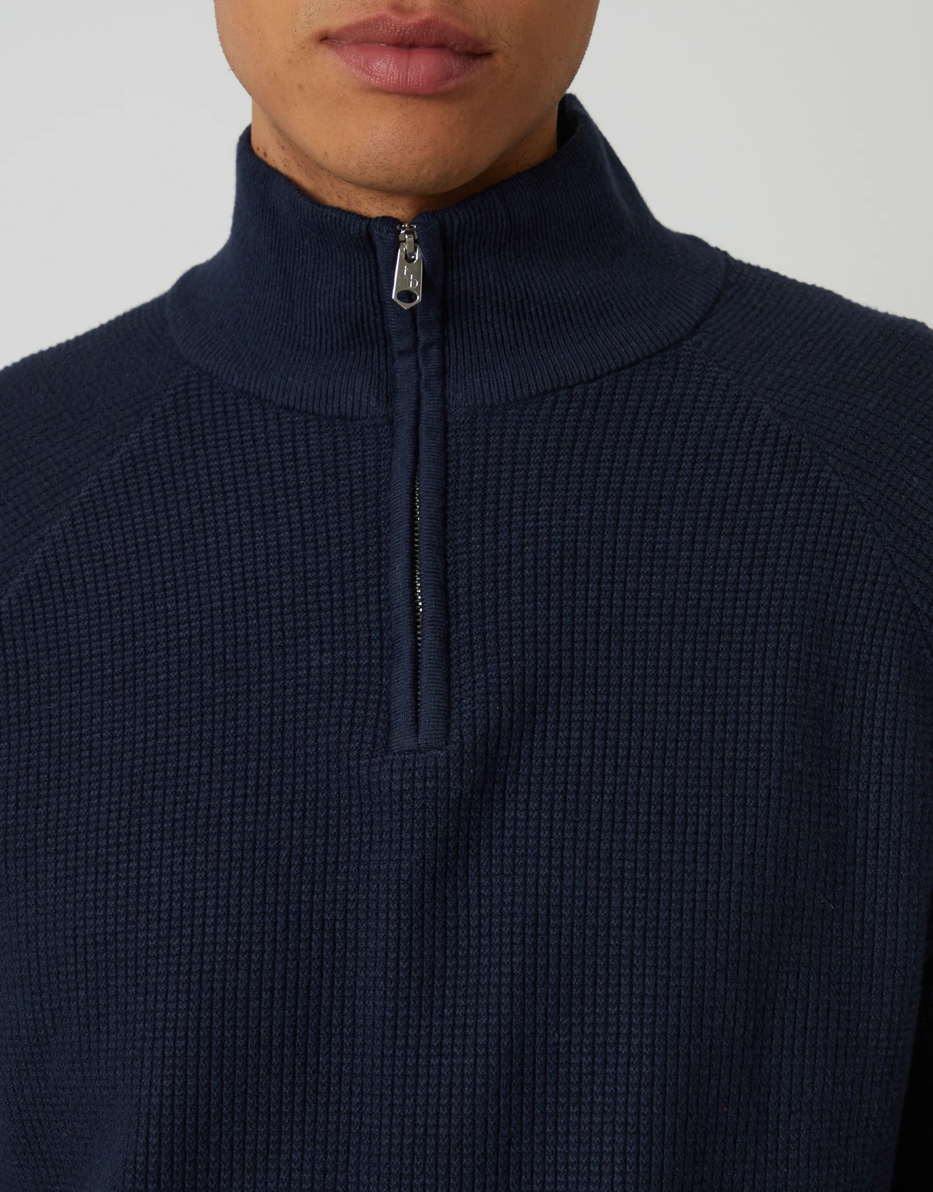 Waffle Knit Raglan Quarter Zip Jumper in Navy - Image 4