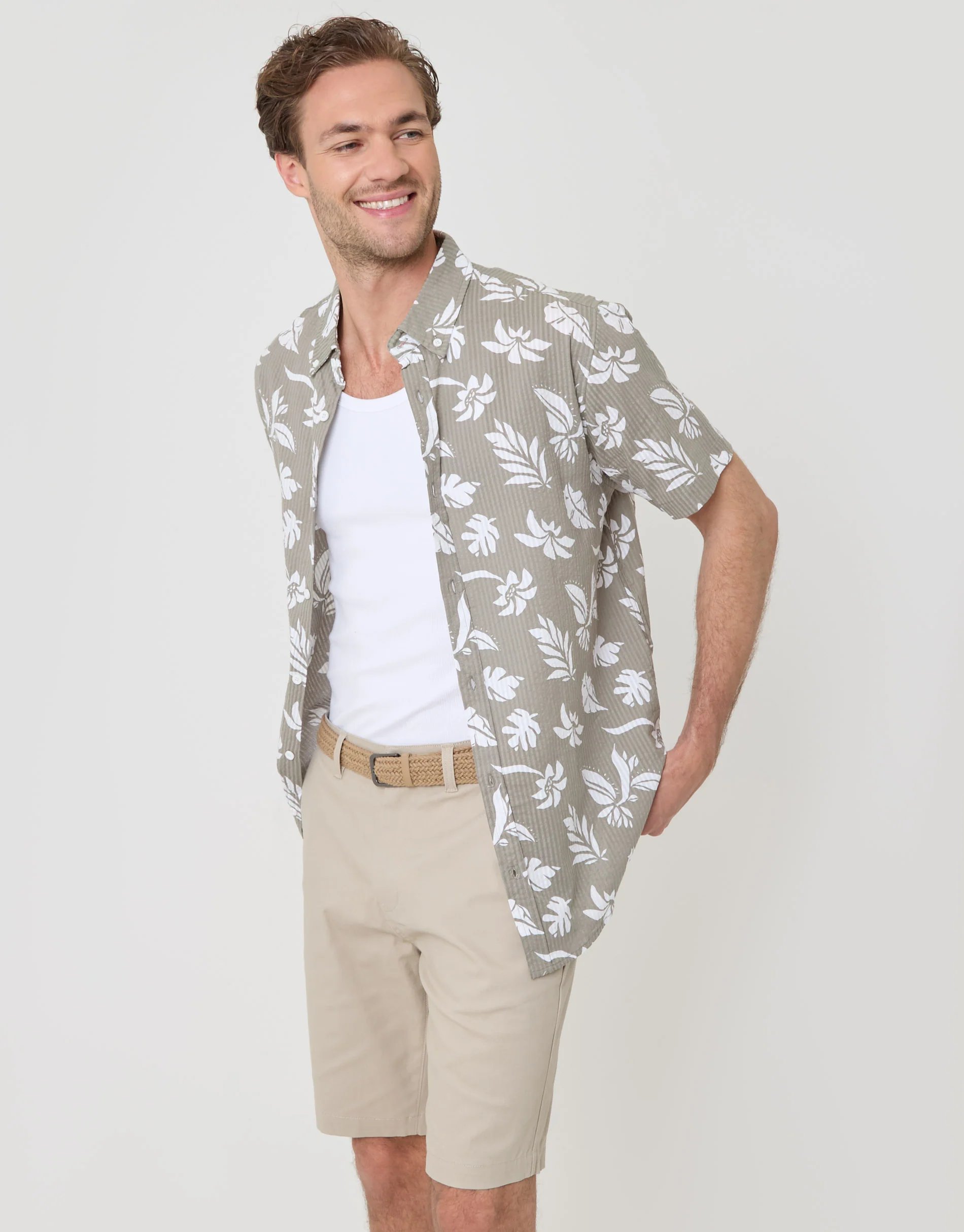 Plant Print Textured Cotton Short Sleeve Shirt in Sage Green - Image 2