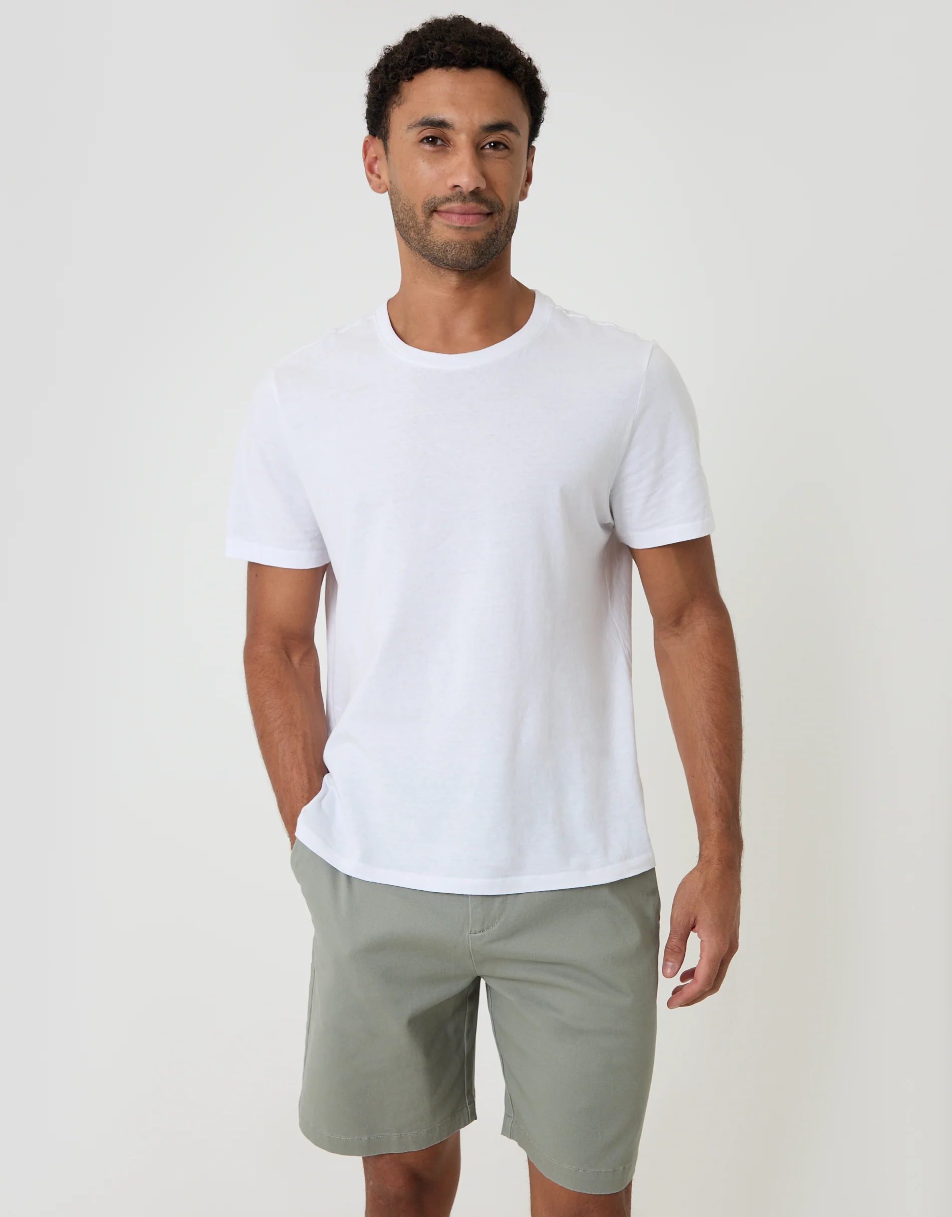 Regular Fit Stretch 3 Pocket Chino Shorts in Sage Green - Image 3