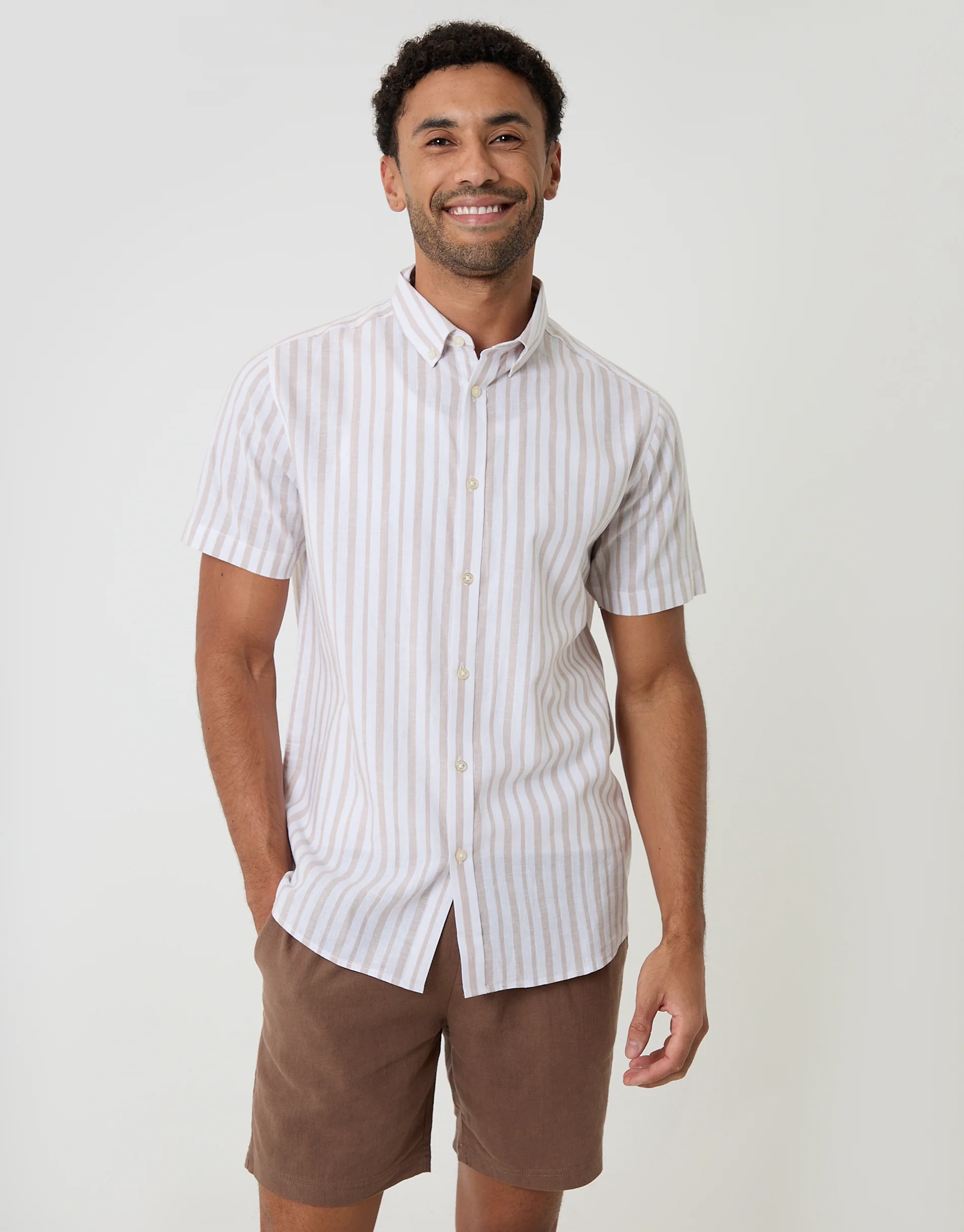 Linen Cotton Blend Short Sleeve Shirt in Stone Stripe - Image 5