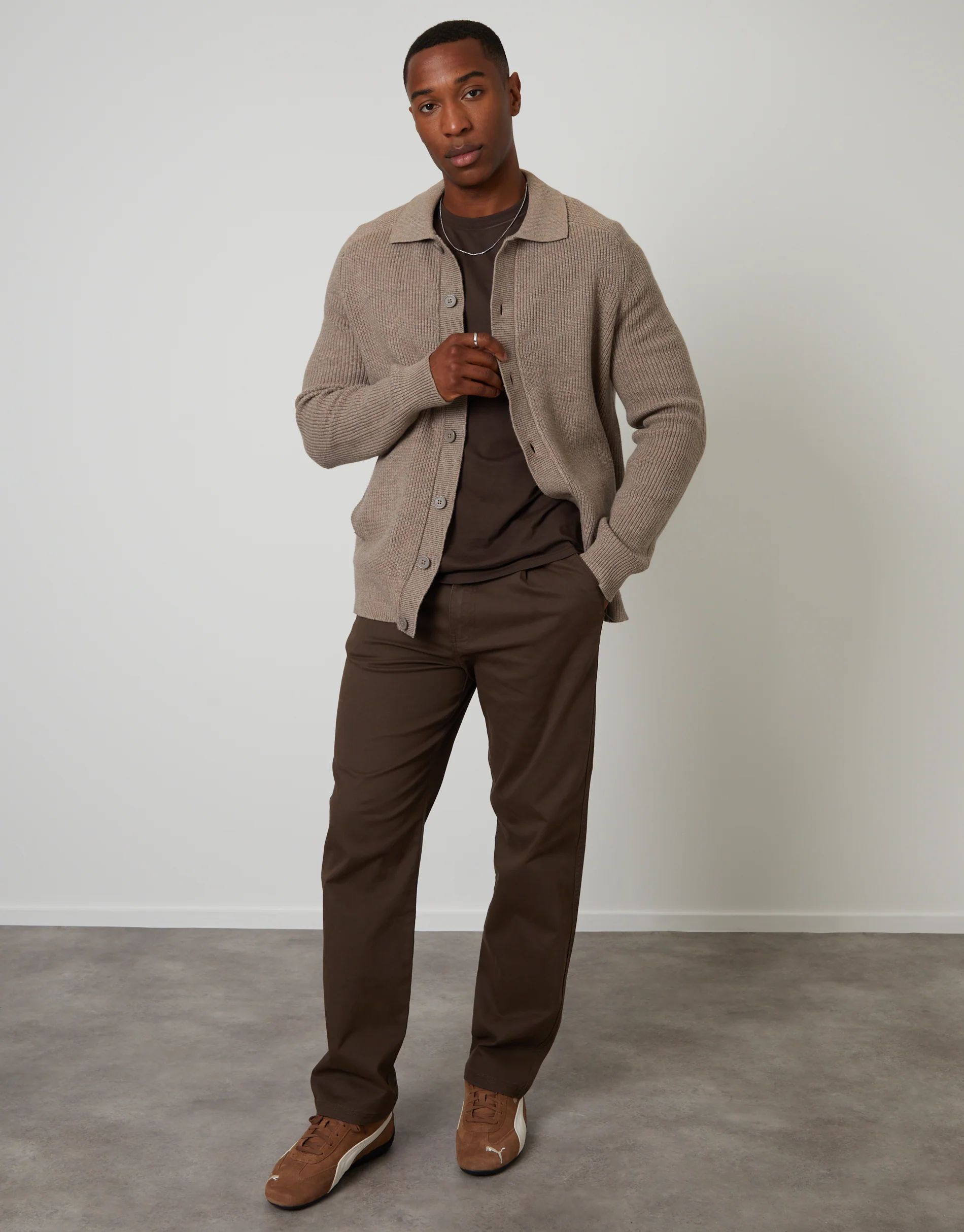Knitted Collared Cardigan Jacket in Taupe - Image 3