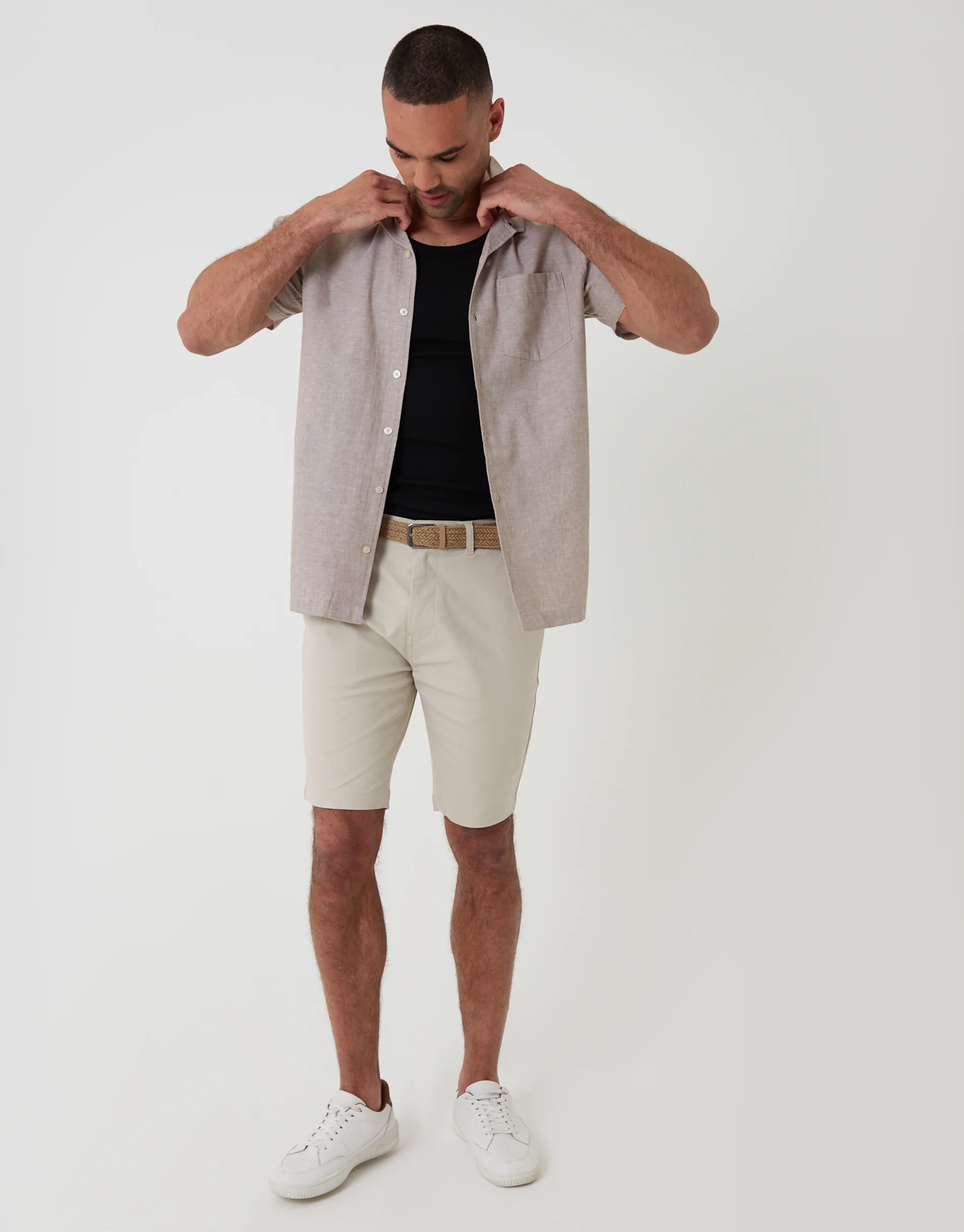 Linen Cotton Blend Short Sleeve Shirt in Taupe - Image 3