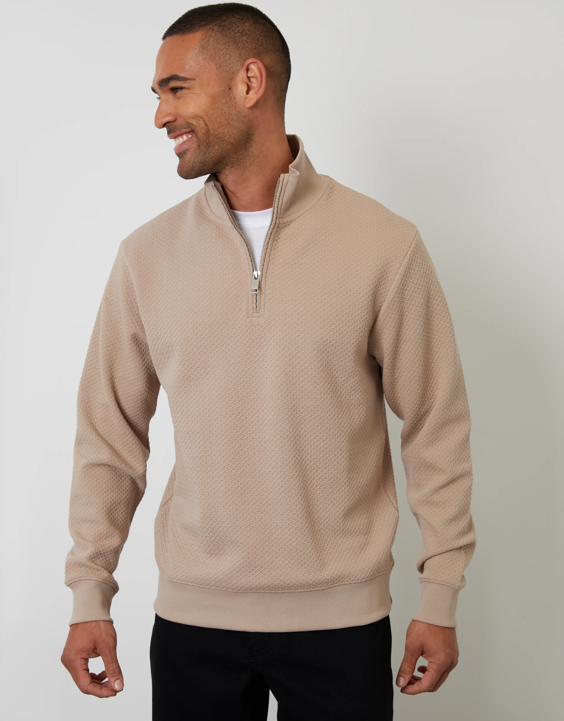 Textured Quarter Zip Sweatshirt in Taupe