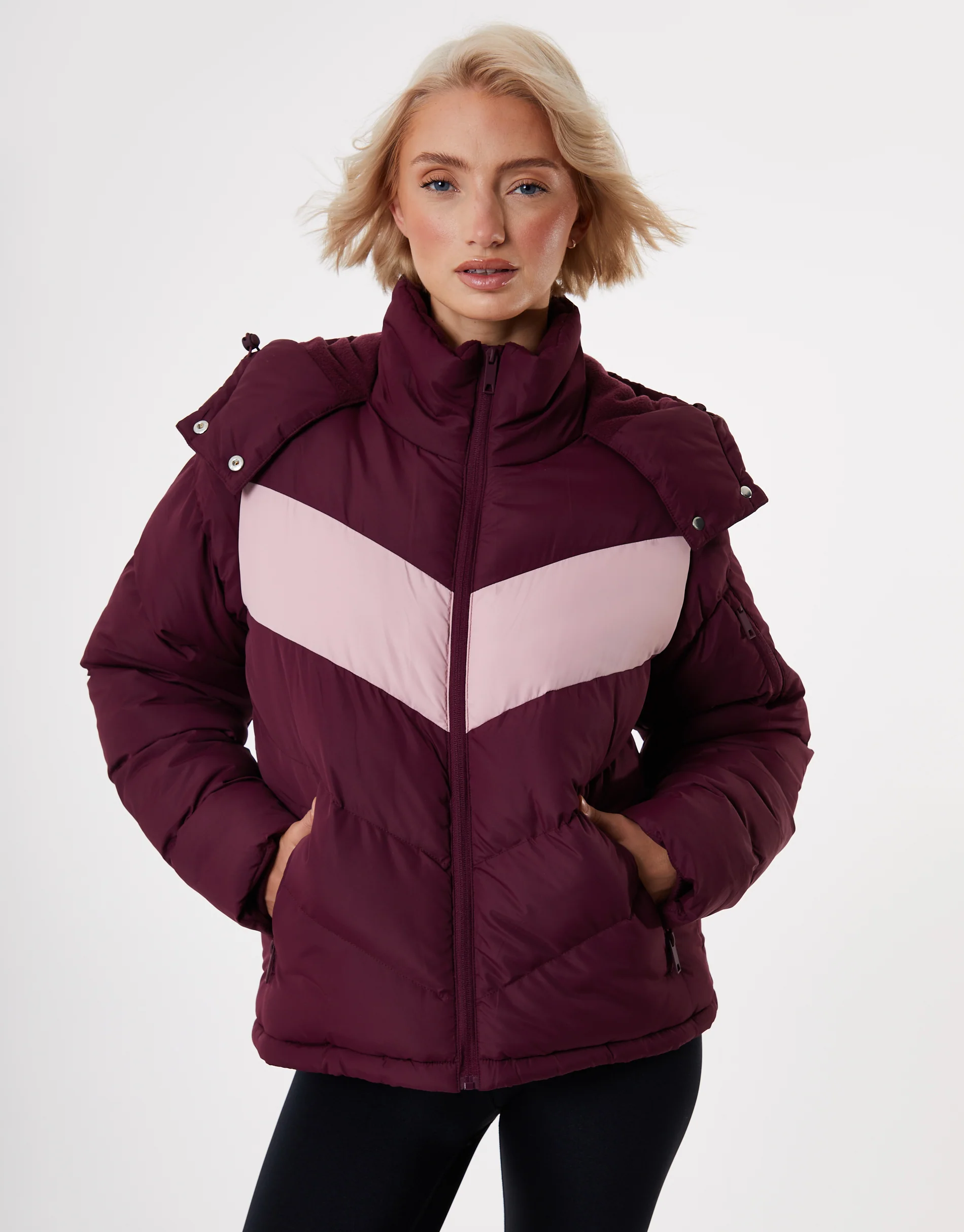Contrast Chevron Padded Ski Jacket in Berry Red - Image 3