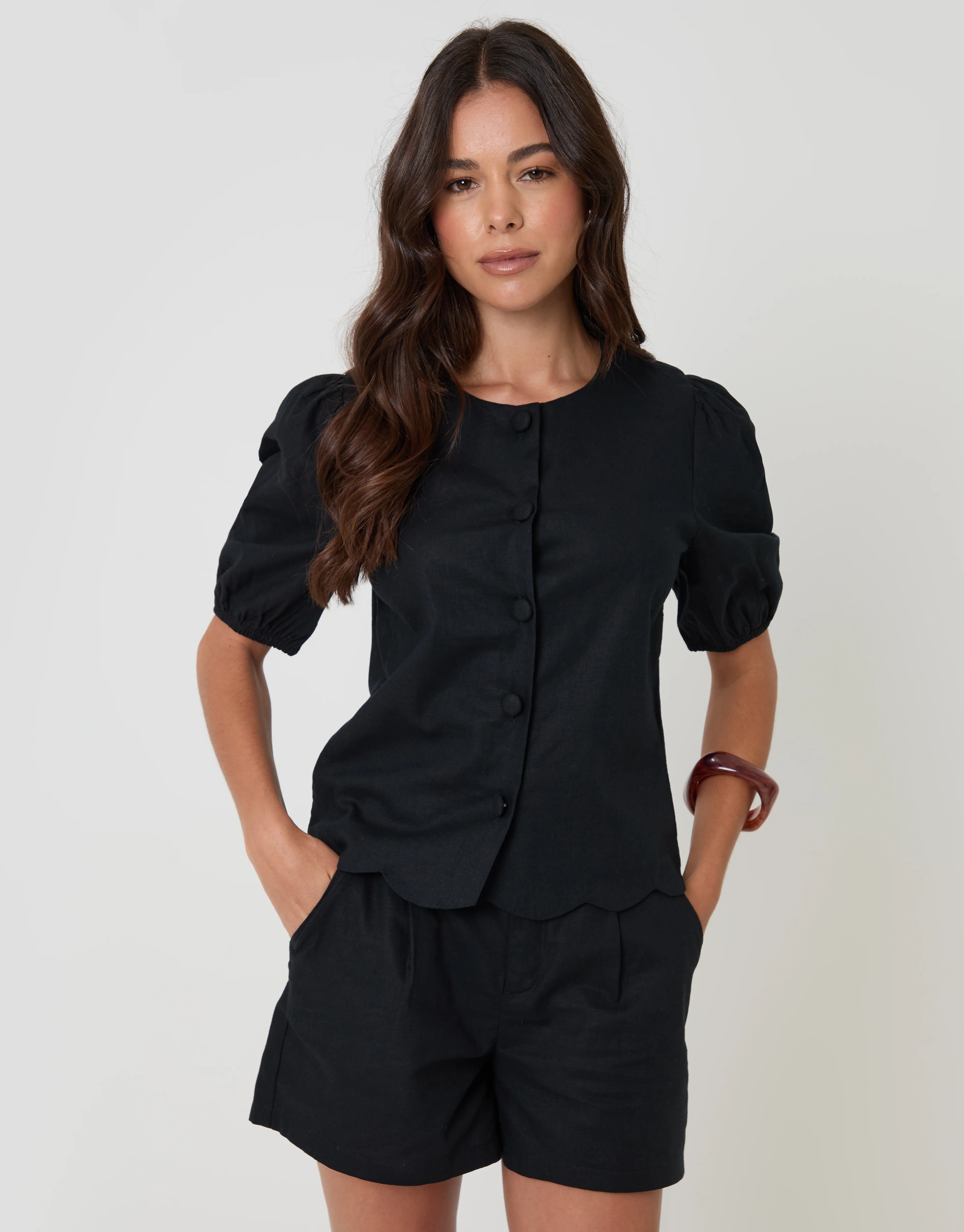 Linen Blend Puff Sleeve Top in Black