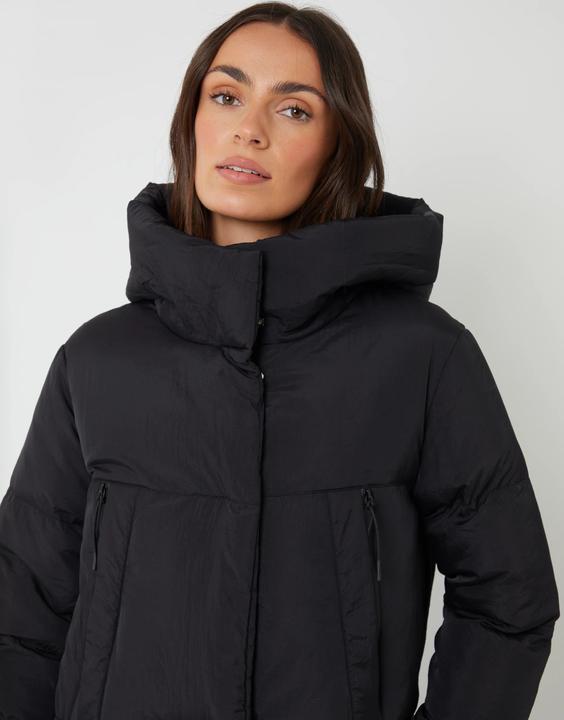 Longline Puffer Jacket in Black - Image 4