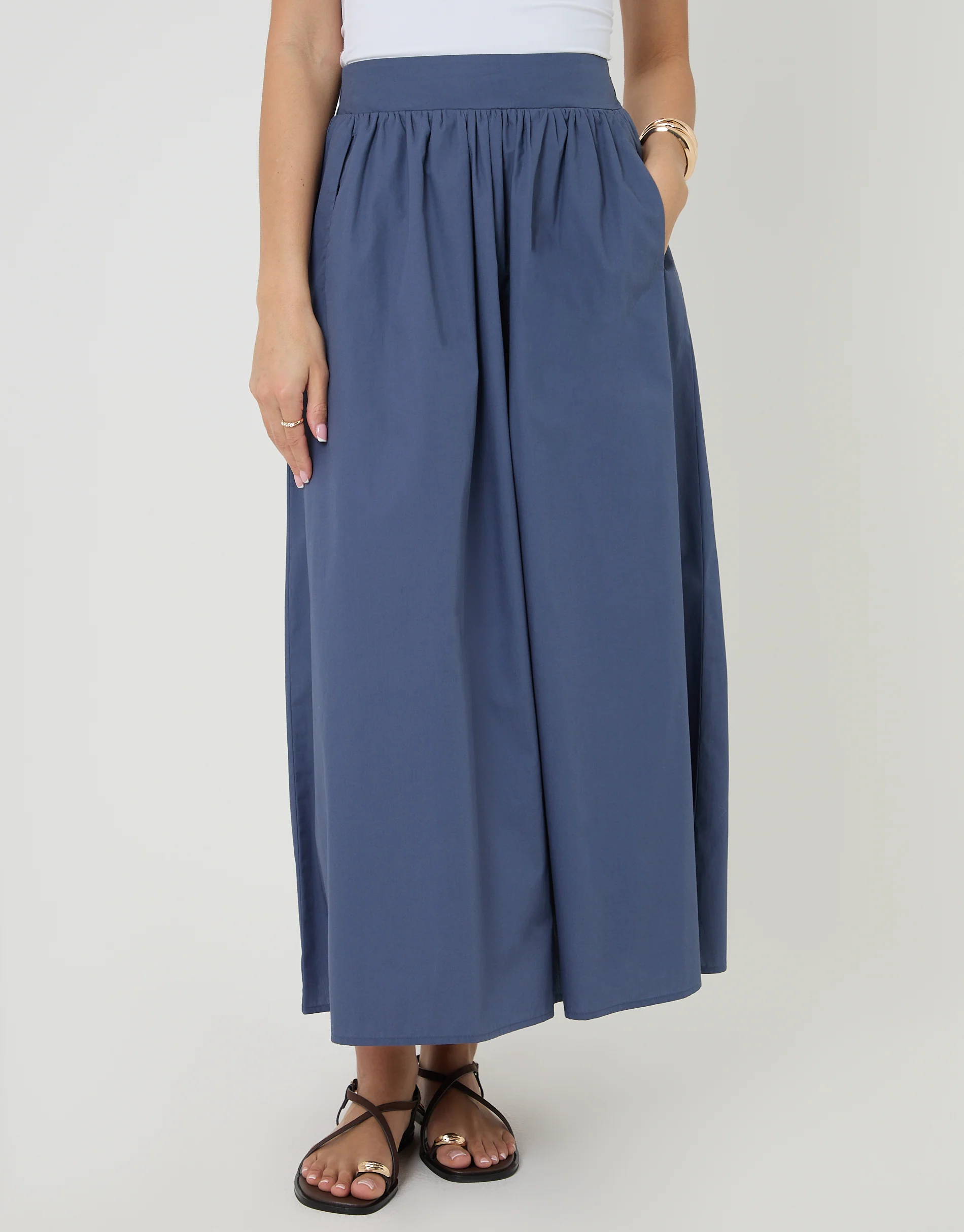 Cotton Poplin Skirt with Pockets in Blue - Image 2