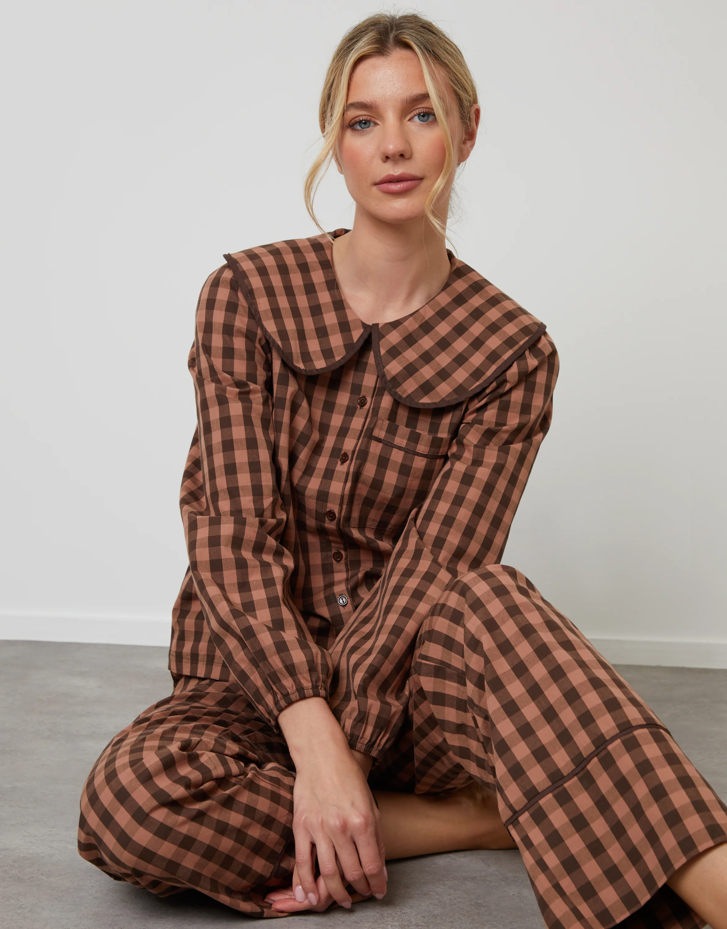Peter Pan Collar Long Pyjama Set in Brown Check