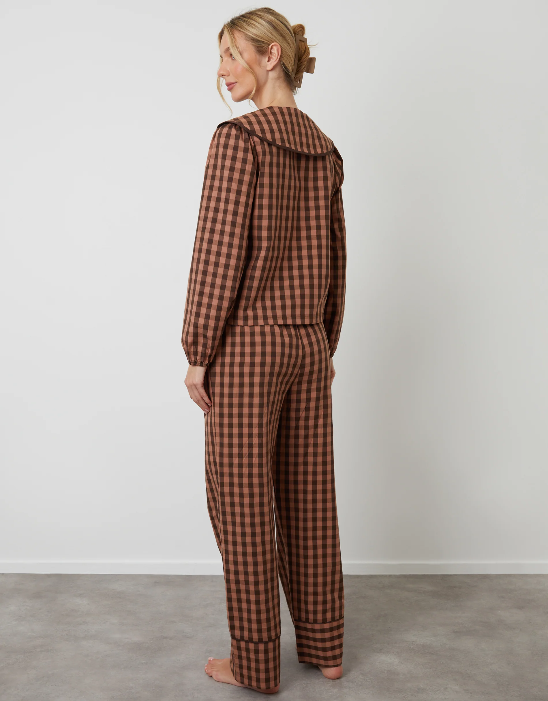 Peter Pan Collar Long Pyjama Set in Brown Check - Image 3