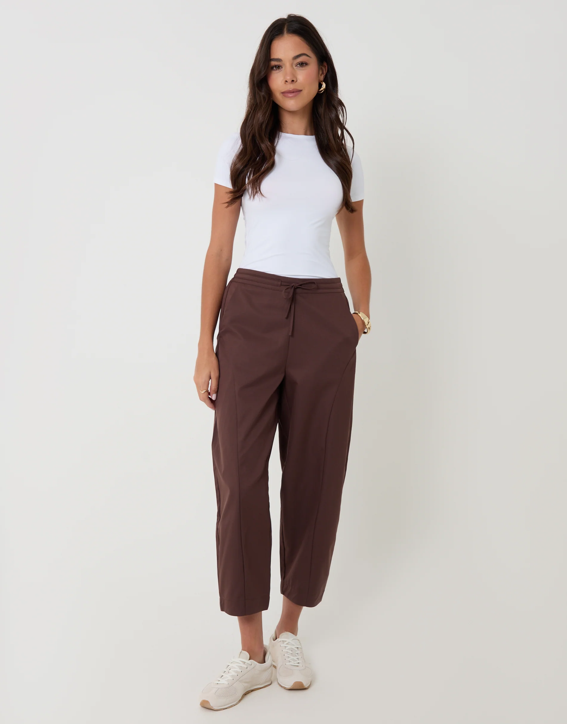 Curved Seam Barrel Leg Trousers in Brown