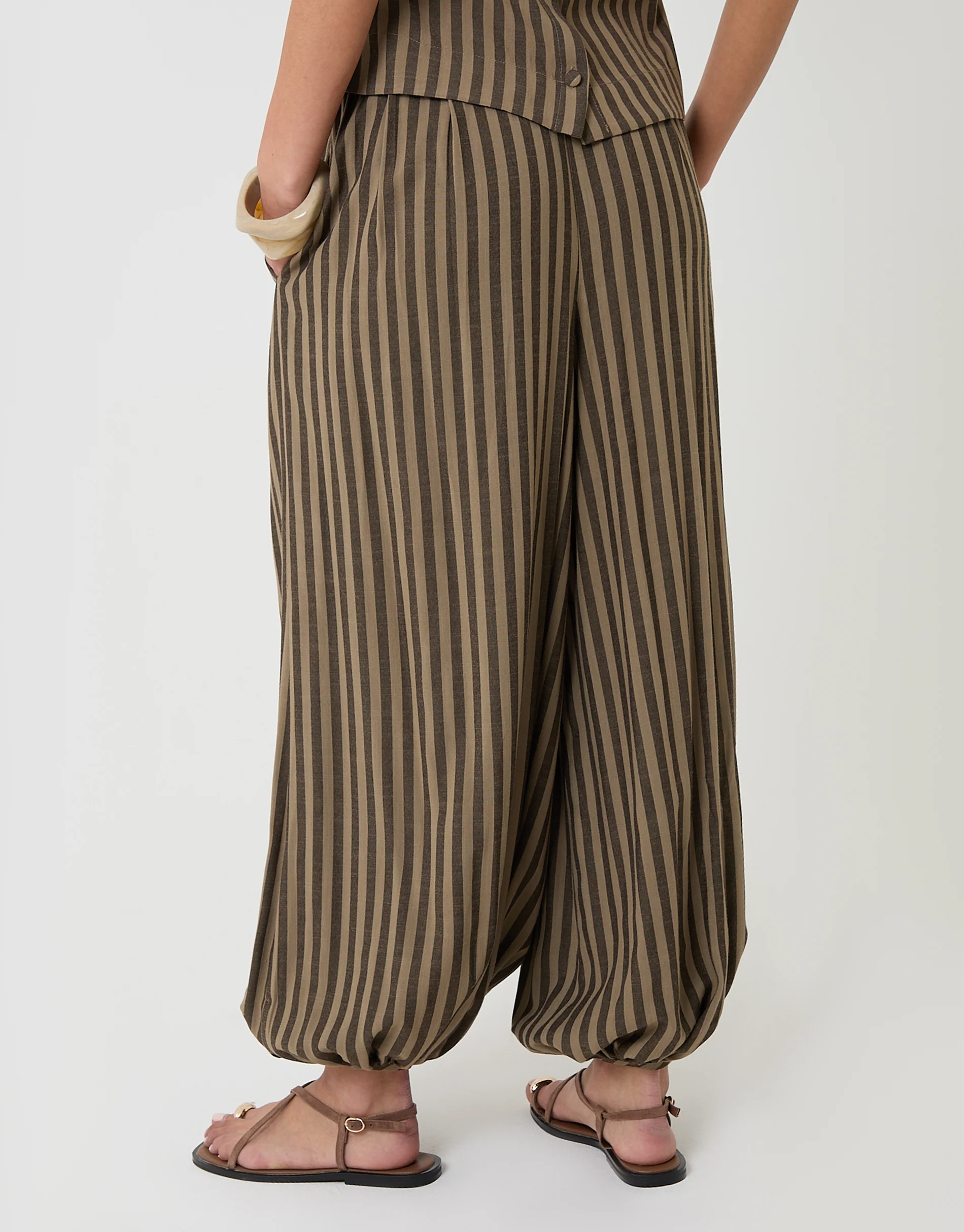 Balloon Trousers with Pockets in Brown Stripe - Image 4