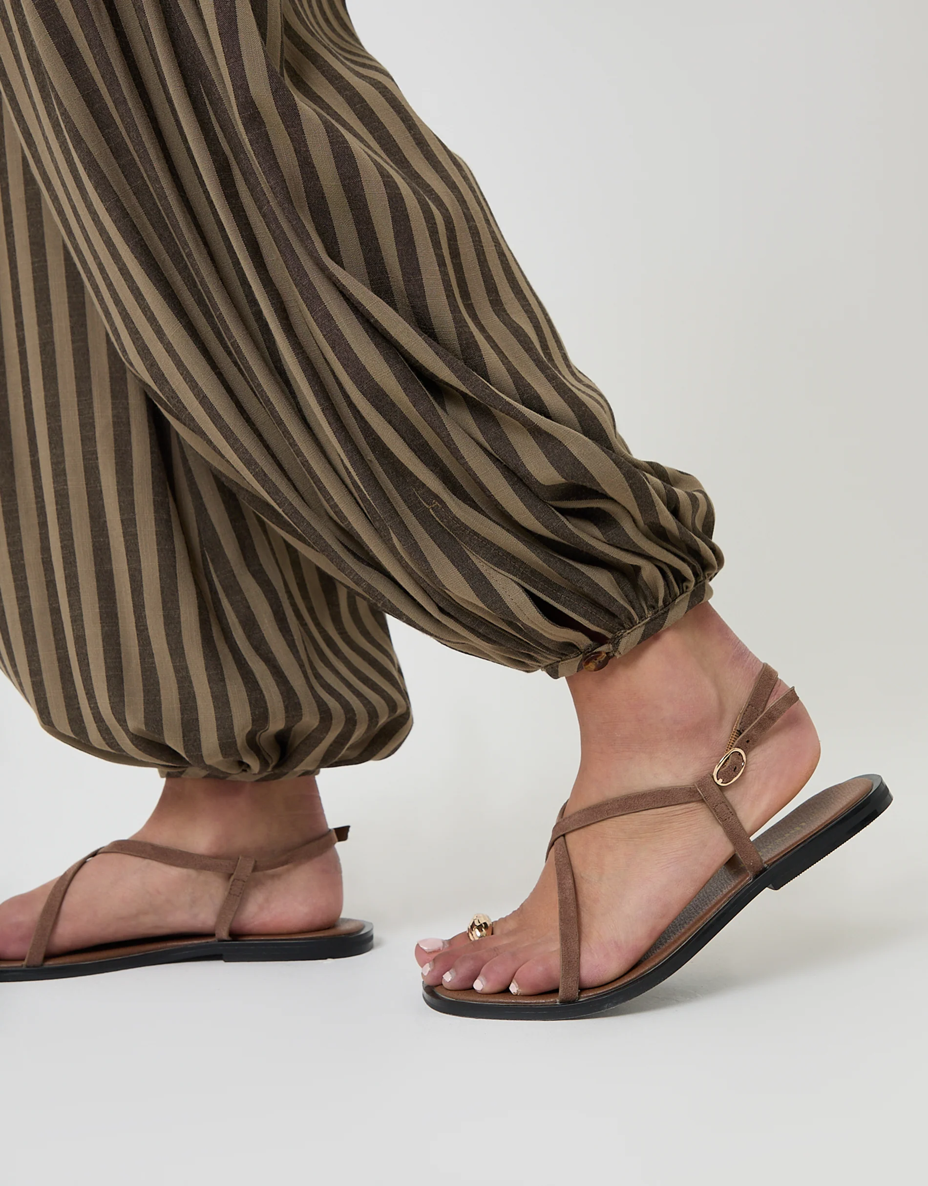 Balloon Trousers with Pockets in Brown Stripe - Image 5