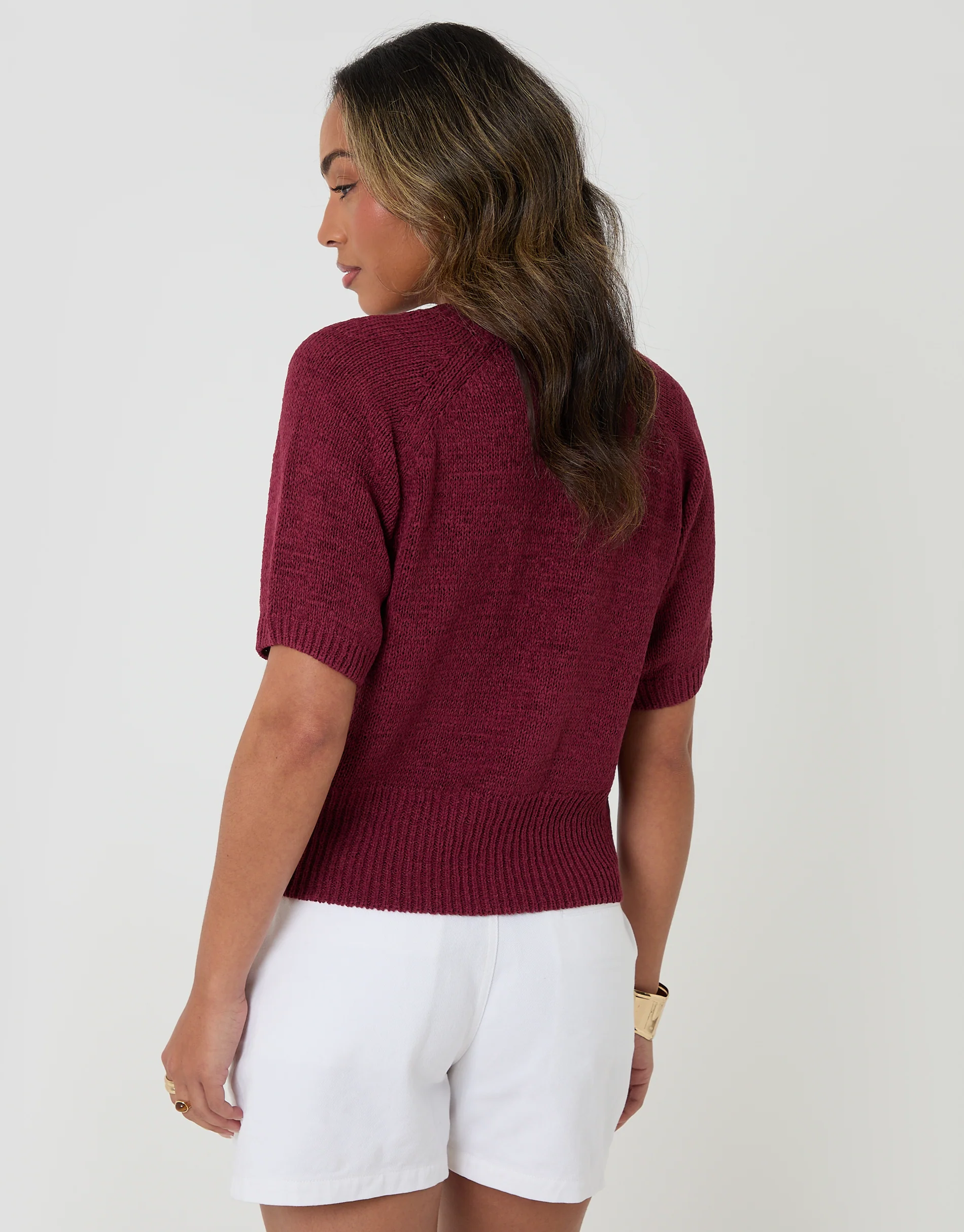 Knitted Yarn Short Sleeve T-Shirt in Burgundy - Image 2
