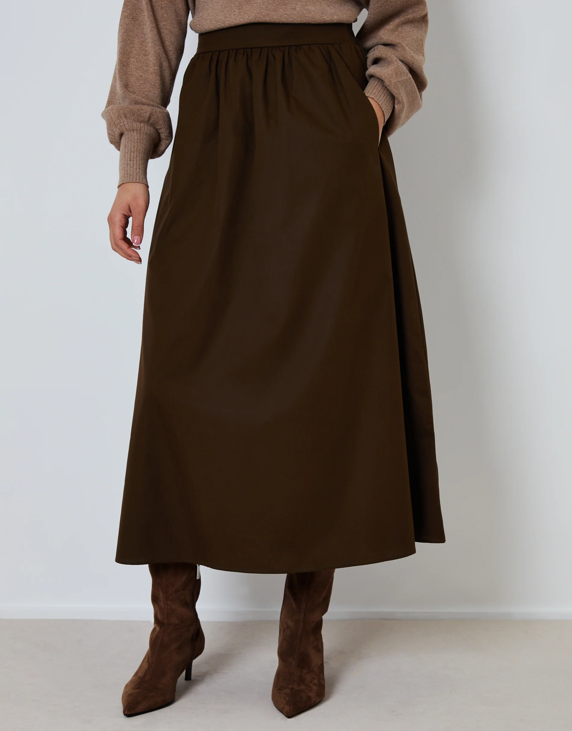Cotton Poplin Skirt with Pockets in Chocolate Brown - Image 2
