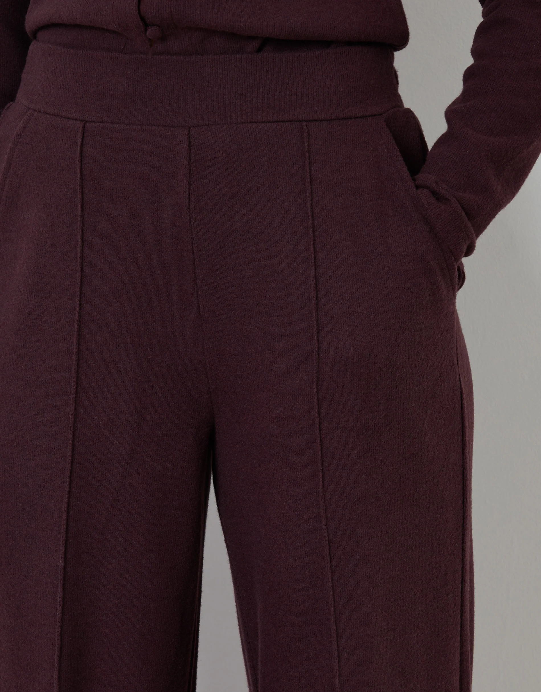 Wide Leg Seam Detail Ribbed Joggers in Chocolate Brown - Image 3