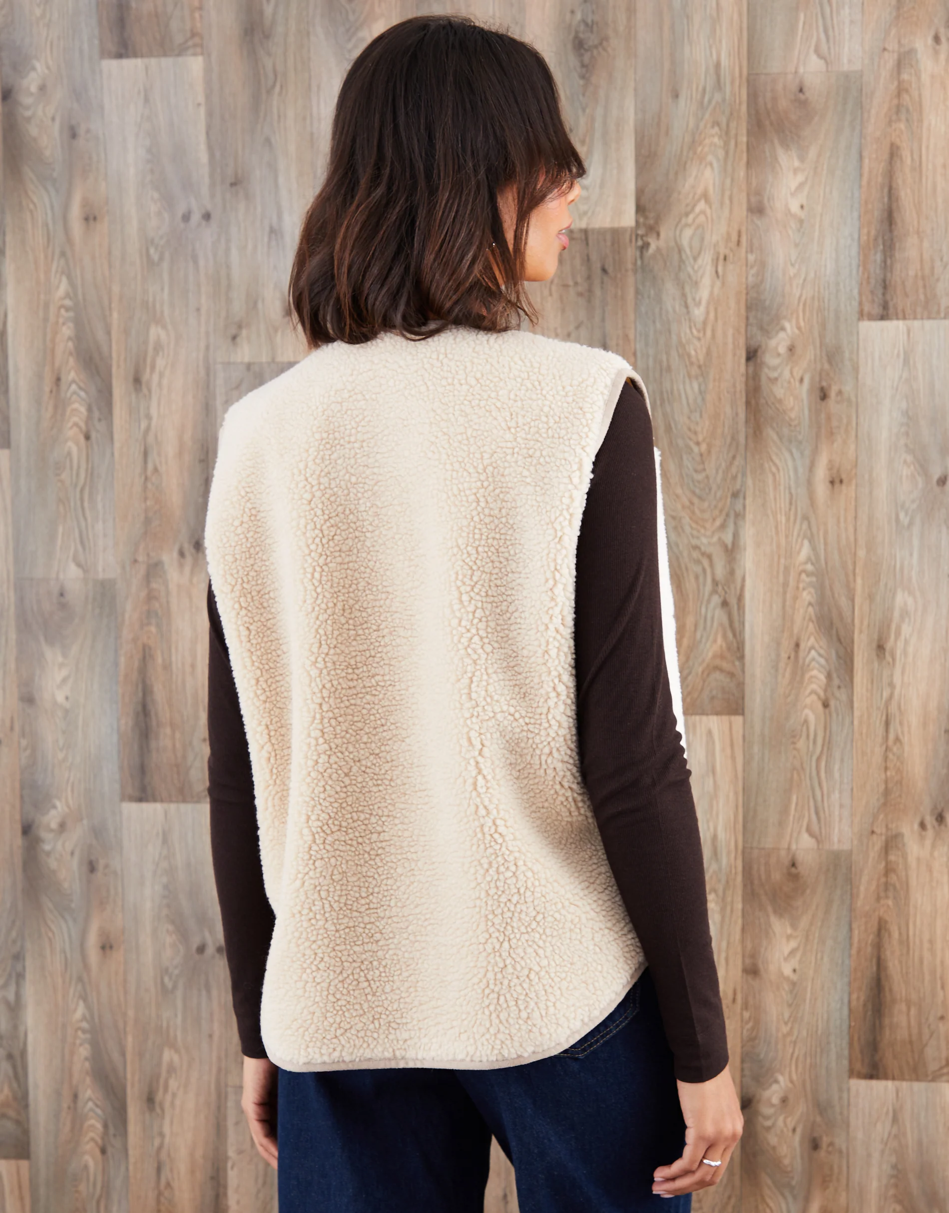 Patchwork Borg Gilet in Cream Check - Image 2