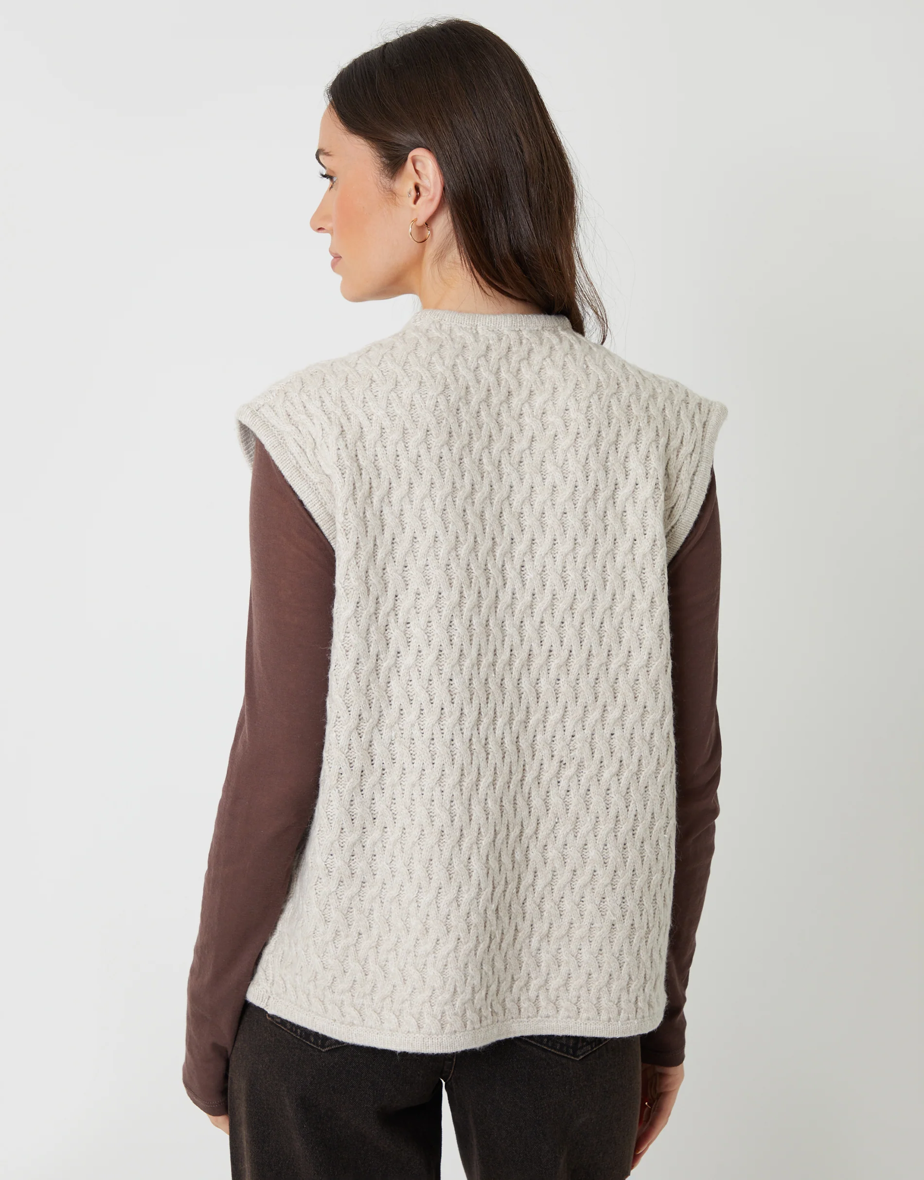 Textured Knitted Gilet in Cream - Image 2
