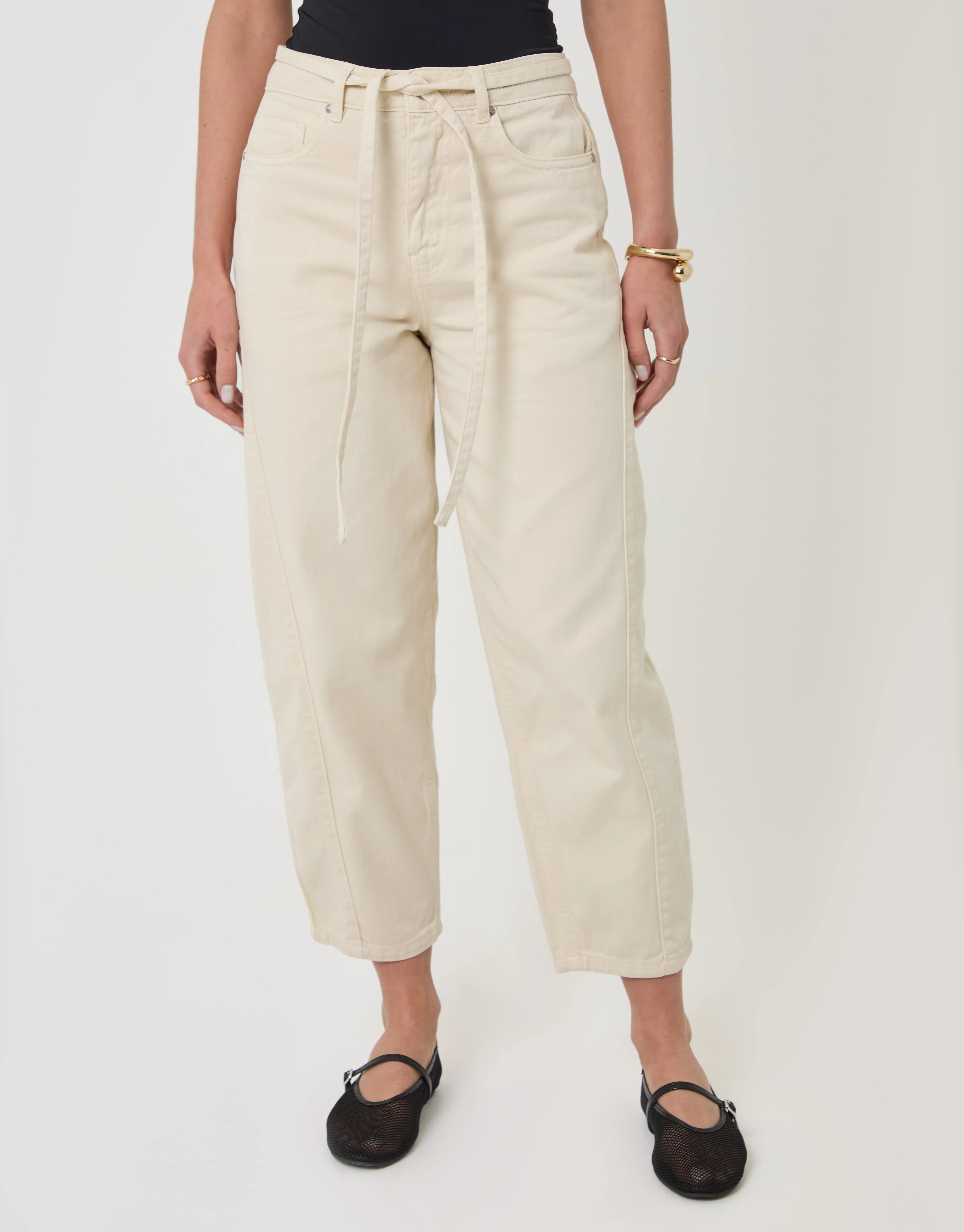 Belted Barrel Leg Jeans in Ecru - Image 2
