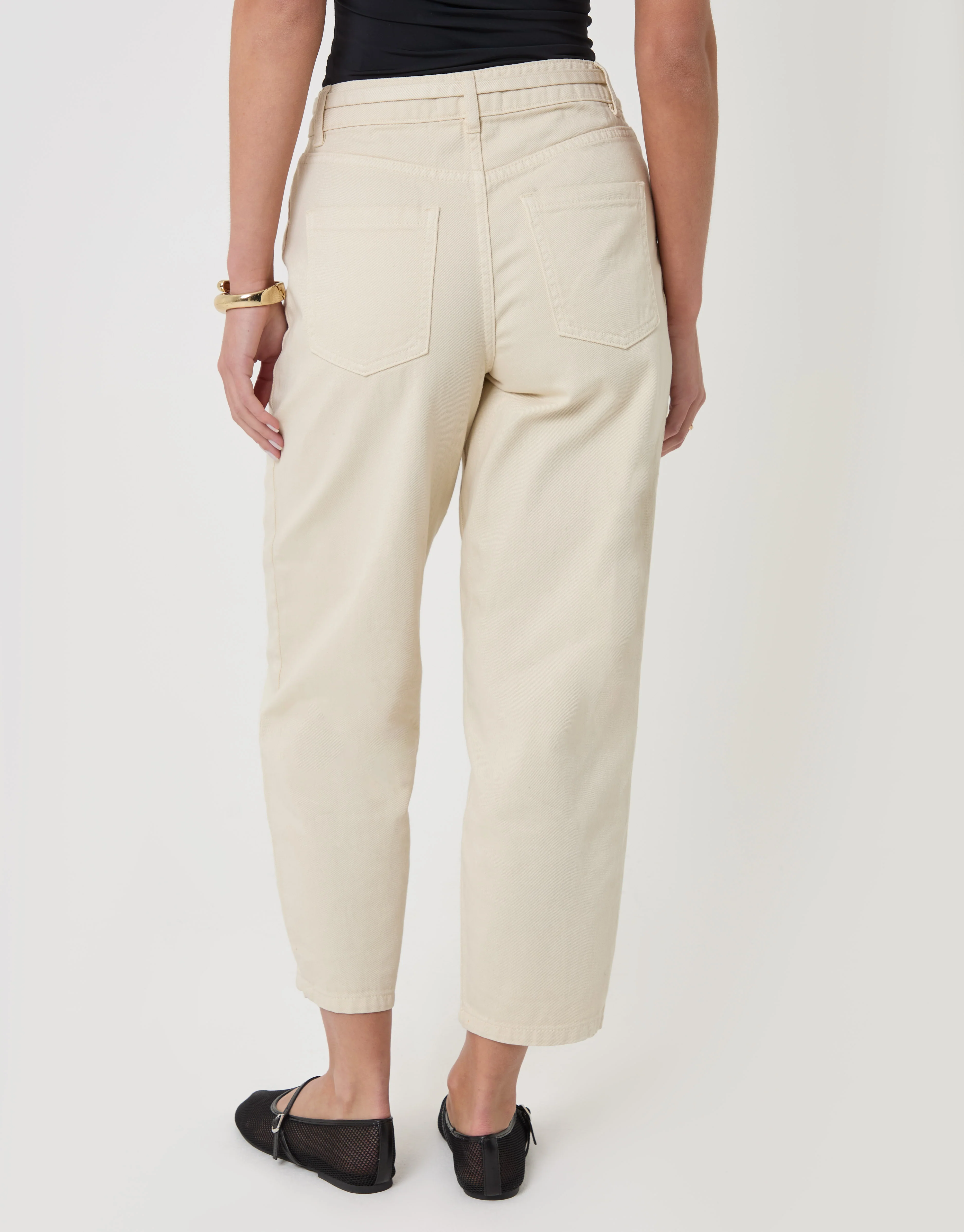 Belted Barrel Leg Jeans in Ecru - Image 3