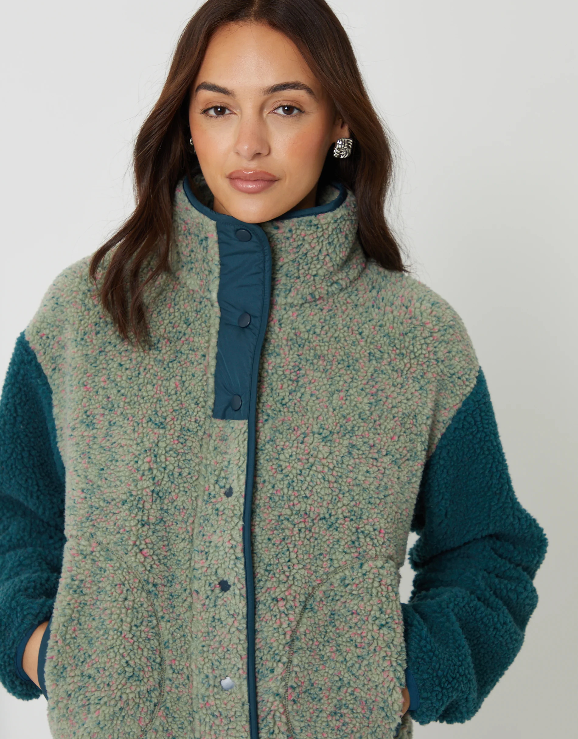 Colourblock Snap Borg Fleece in Green - Image 2
