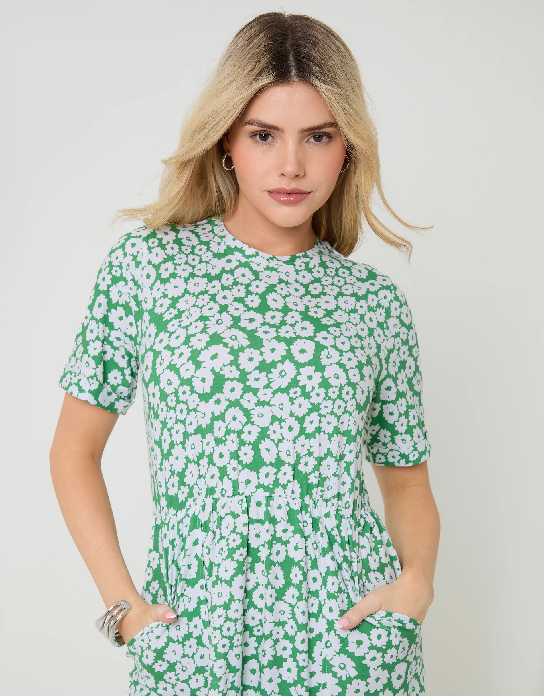 Crew Neck Jersey Midi Dress with Patch Pockets in Green Floral - Image 4