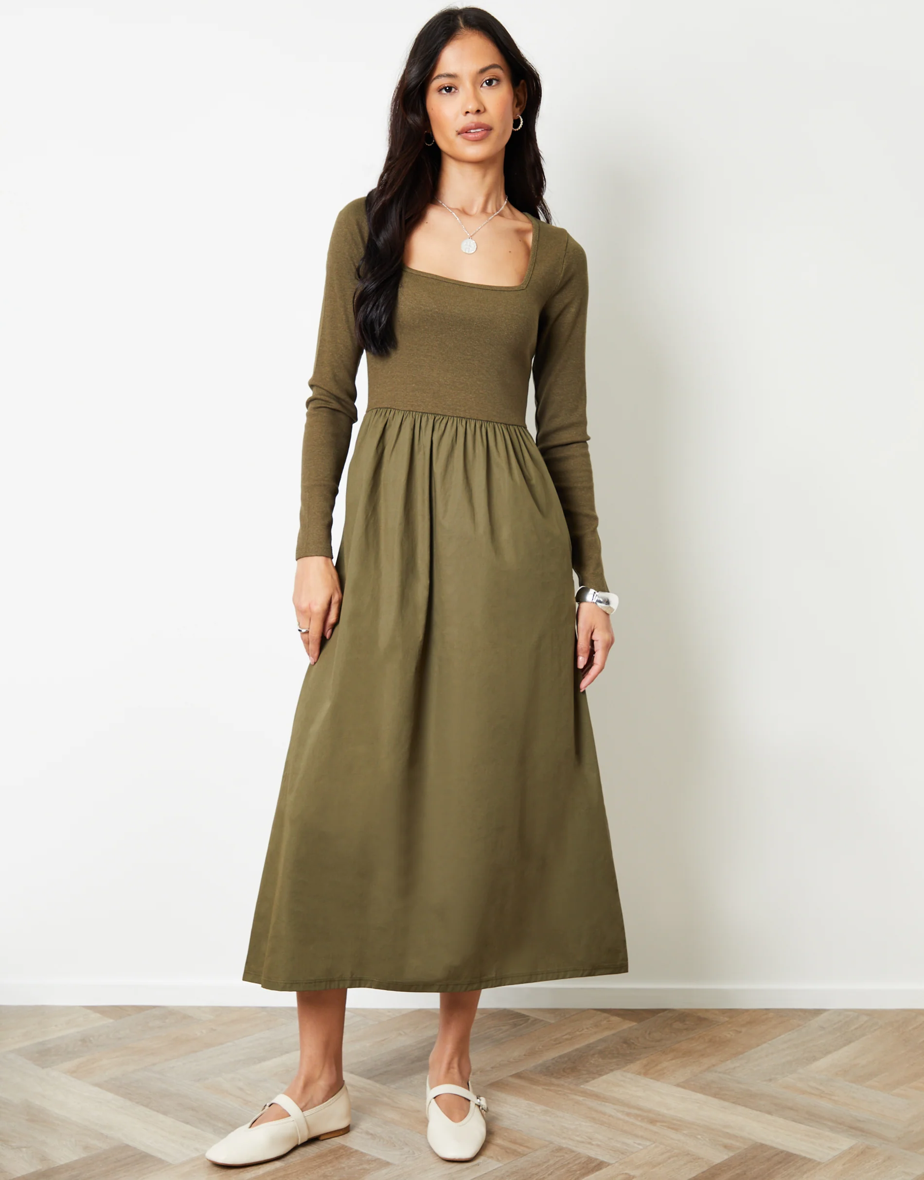 2-in-1 Jersey Poplin Mix Square Neck Long Sleeve Dress in Khaki Green - Image 3