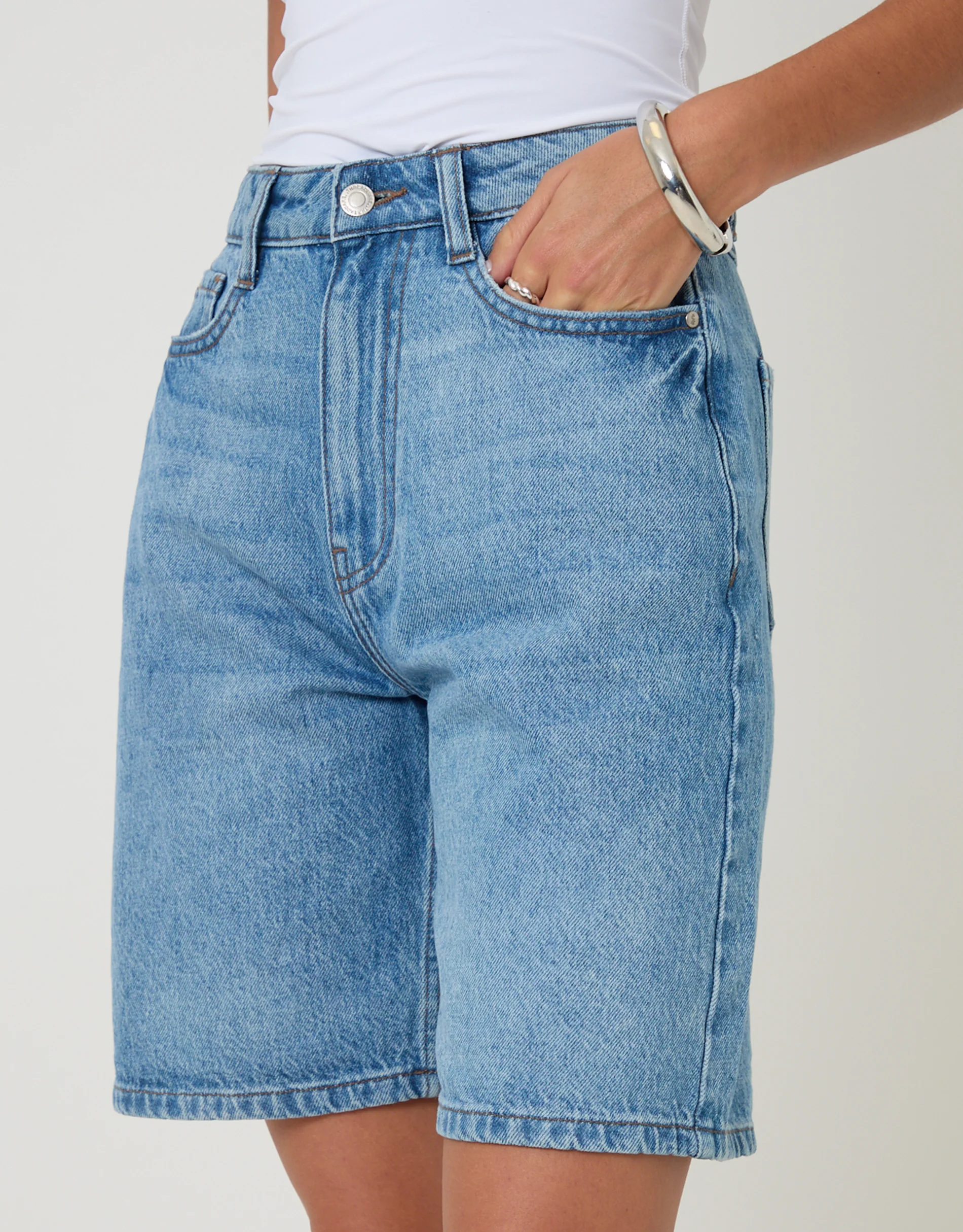 Denim Bermuda Shorts in Mid Wash - Image 4