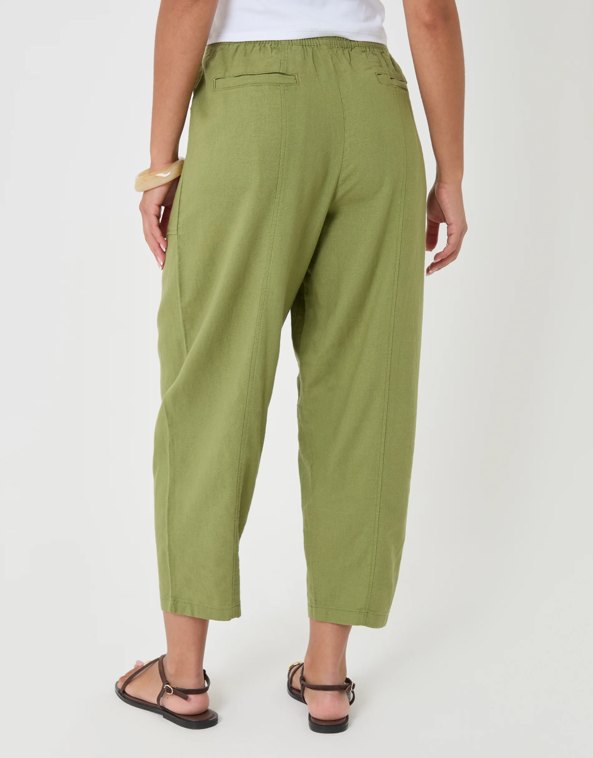 Linen Blend Pocket Detail Barrel Leg Trousers in Olive Green - Image 3