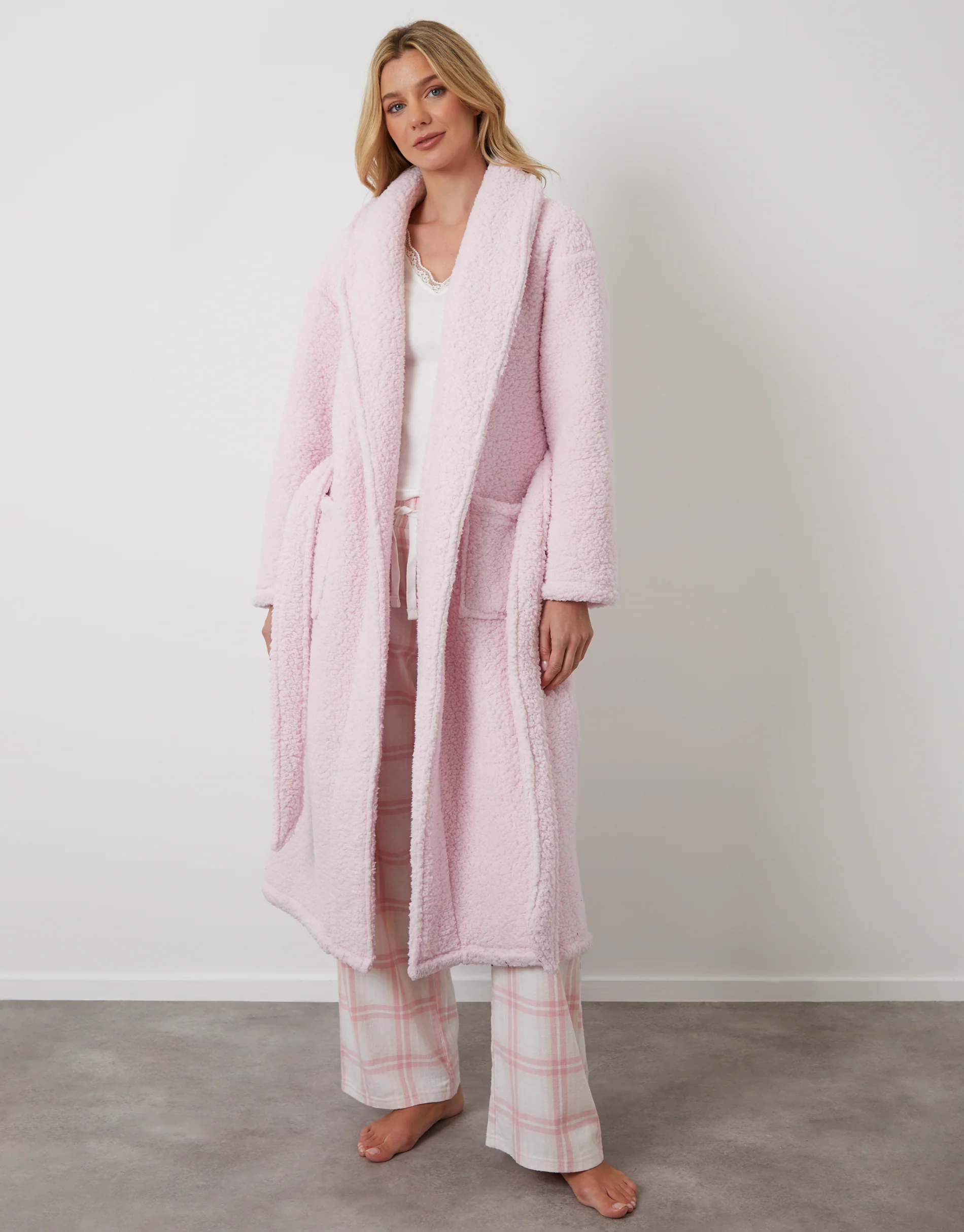 Borg Dressing Gown in Pink