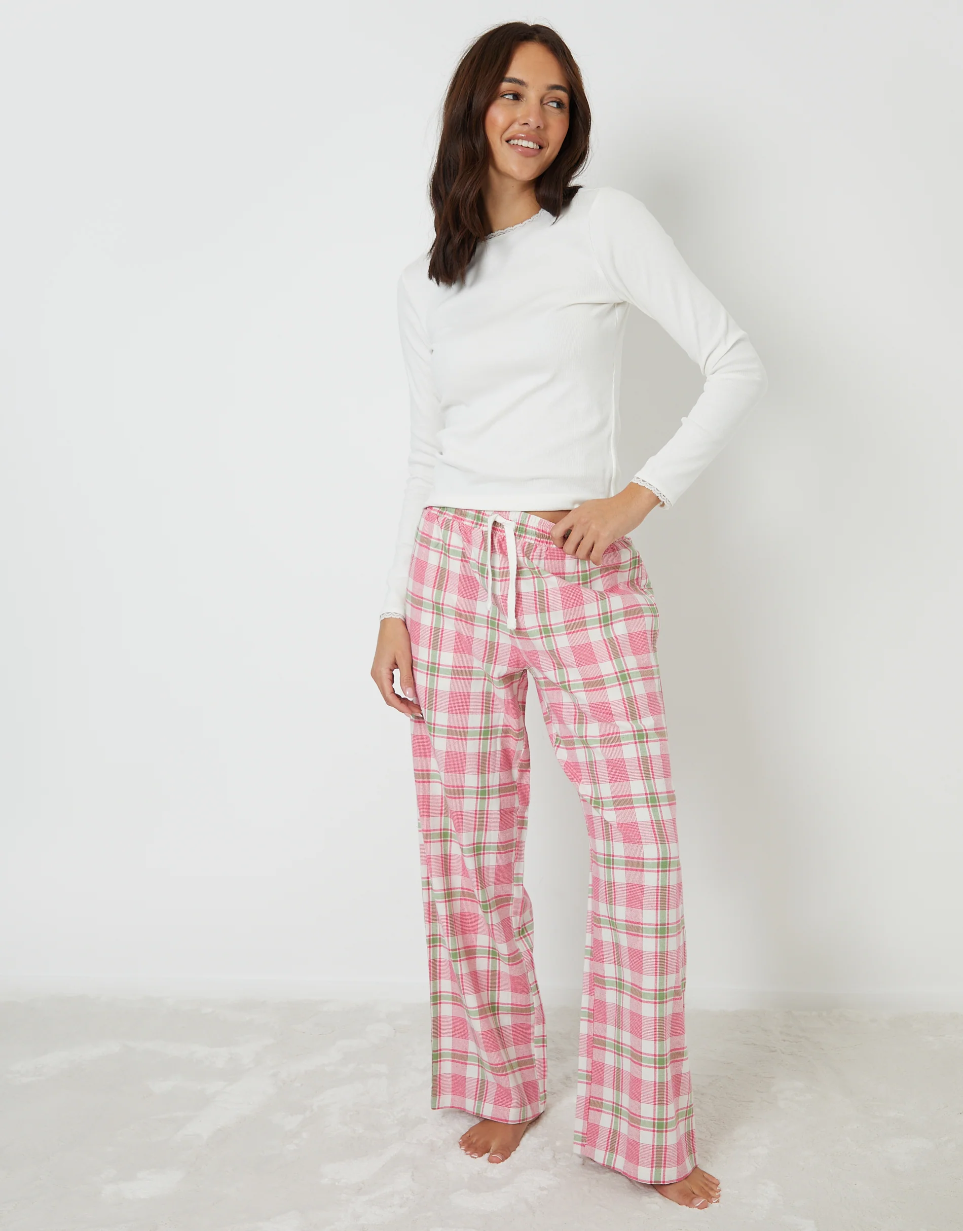 Long Sleeve Crew Neck Pyjama Set in Pink Check - Image 3