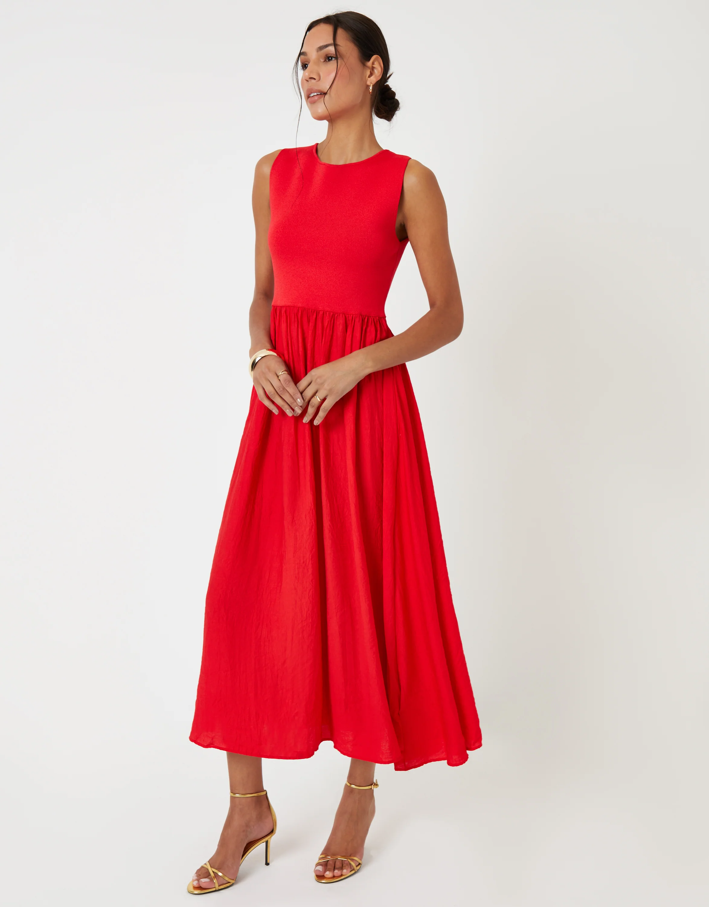 2-in-1 Sleeveless Knitted Vest Maxi Dress in Red