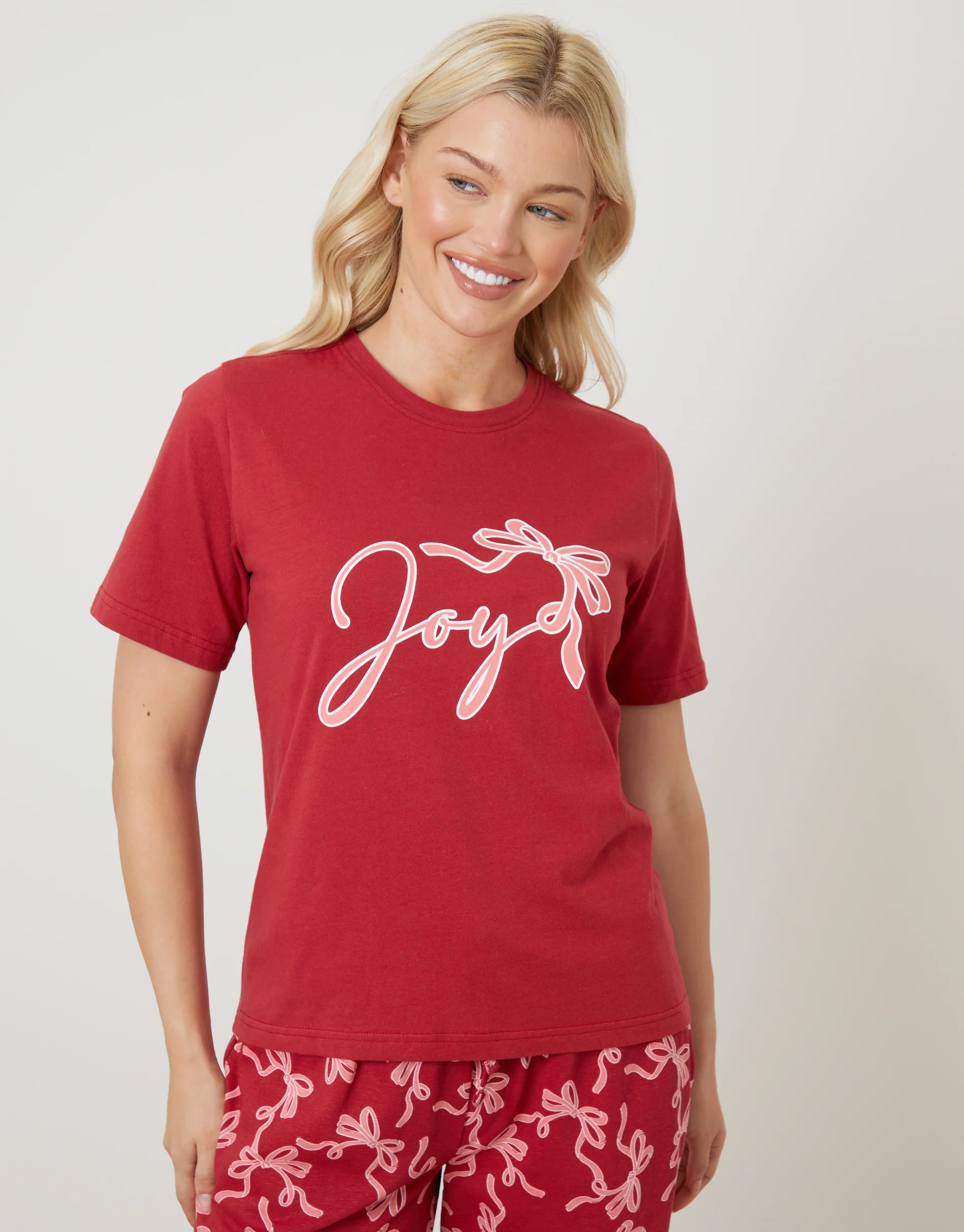 Bow Graphic Print Pyjama Set in Red - Image 4