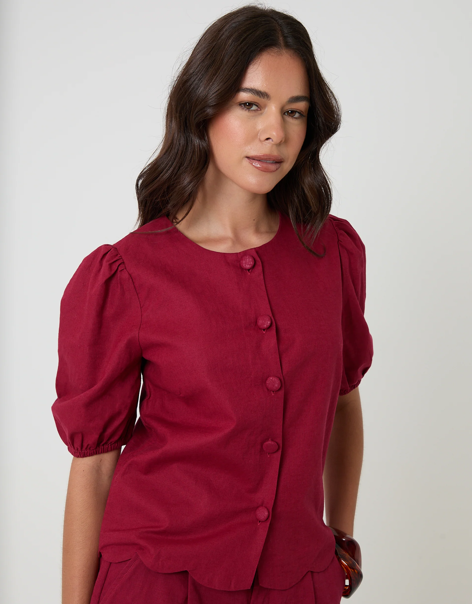 Linen Blend Puff Sleeve Top in Red - Image 4