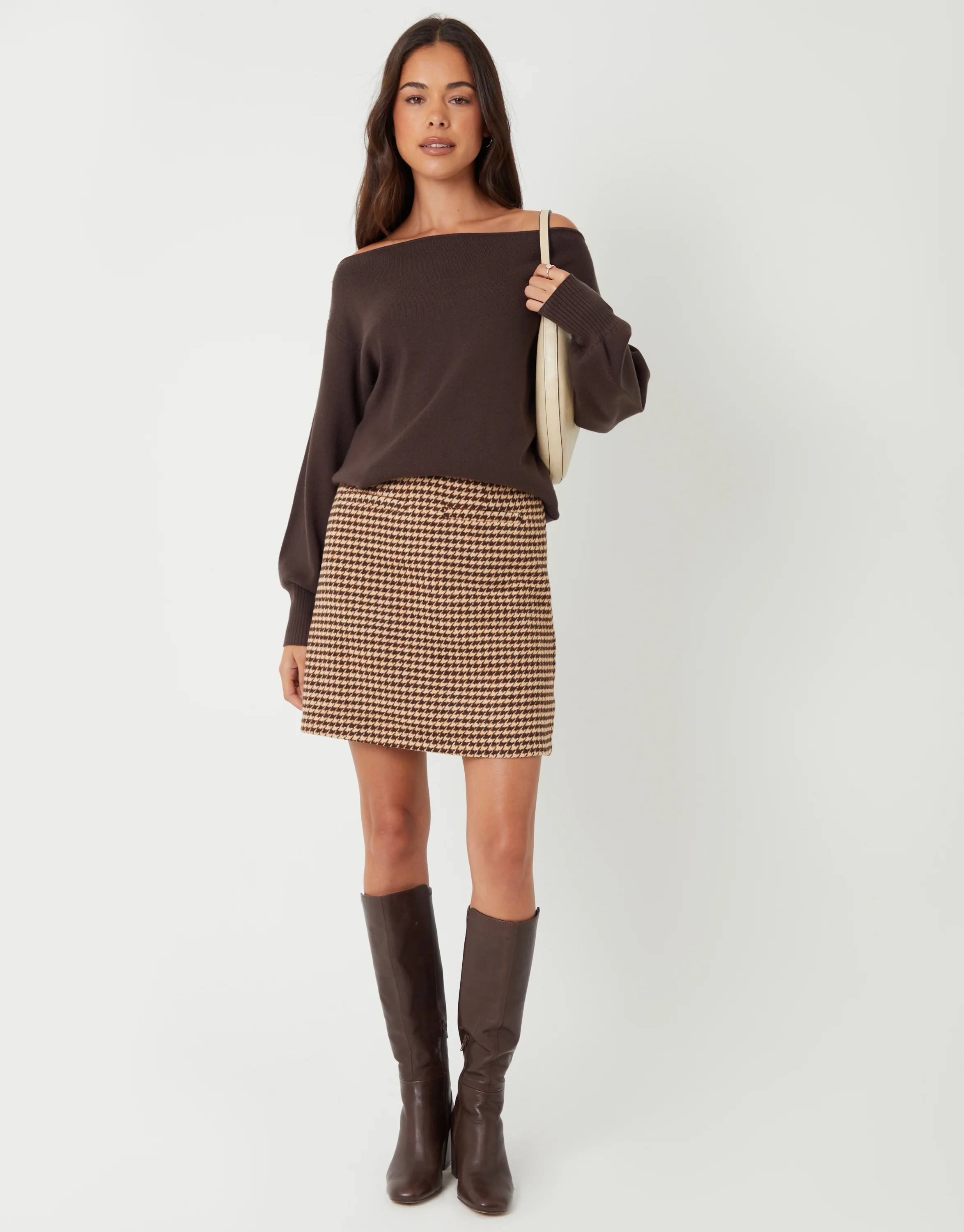 Houndstooth Check A-Line Mini Skirt in Tan Brown - Image 3