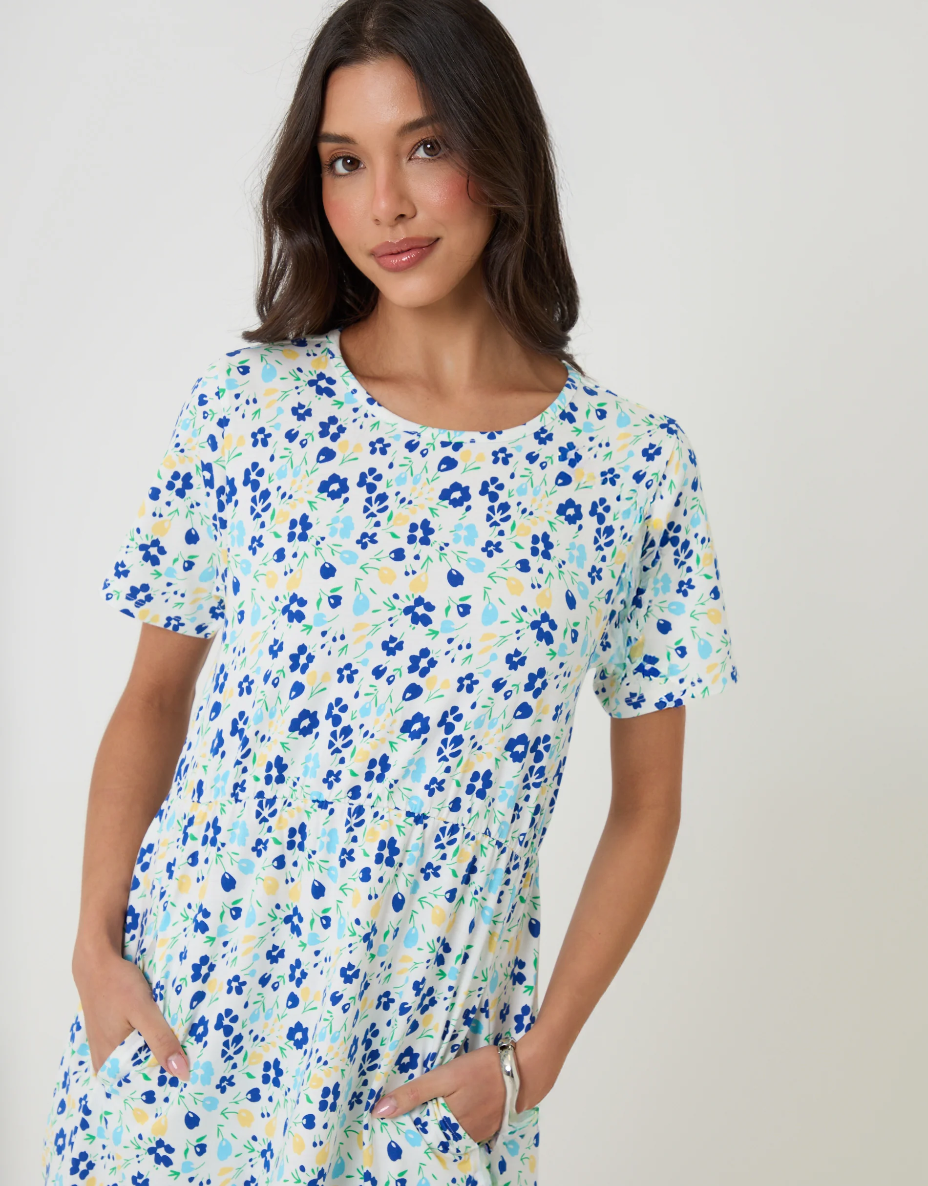 Jersey Midi Smock Dress with Pockets in White Floral - Image 2