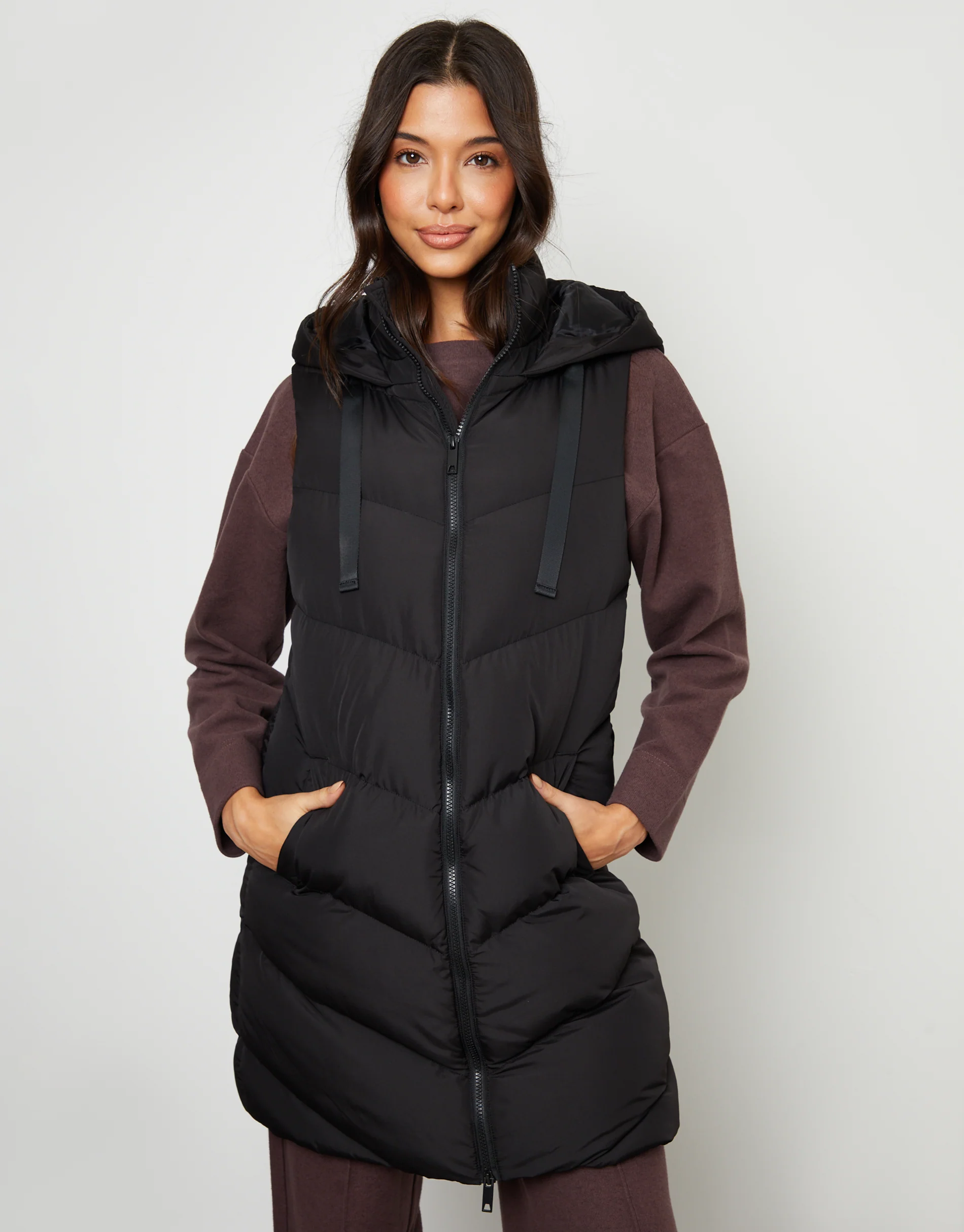Longline Padded Gilet in Black - Image 5