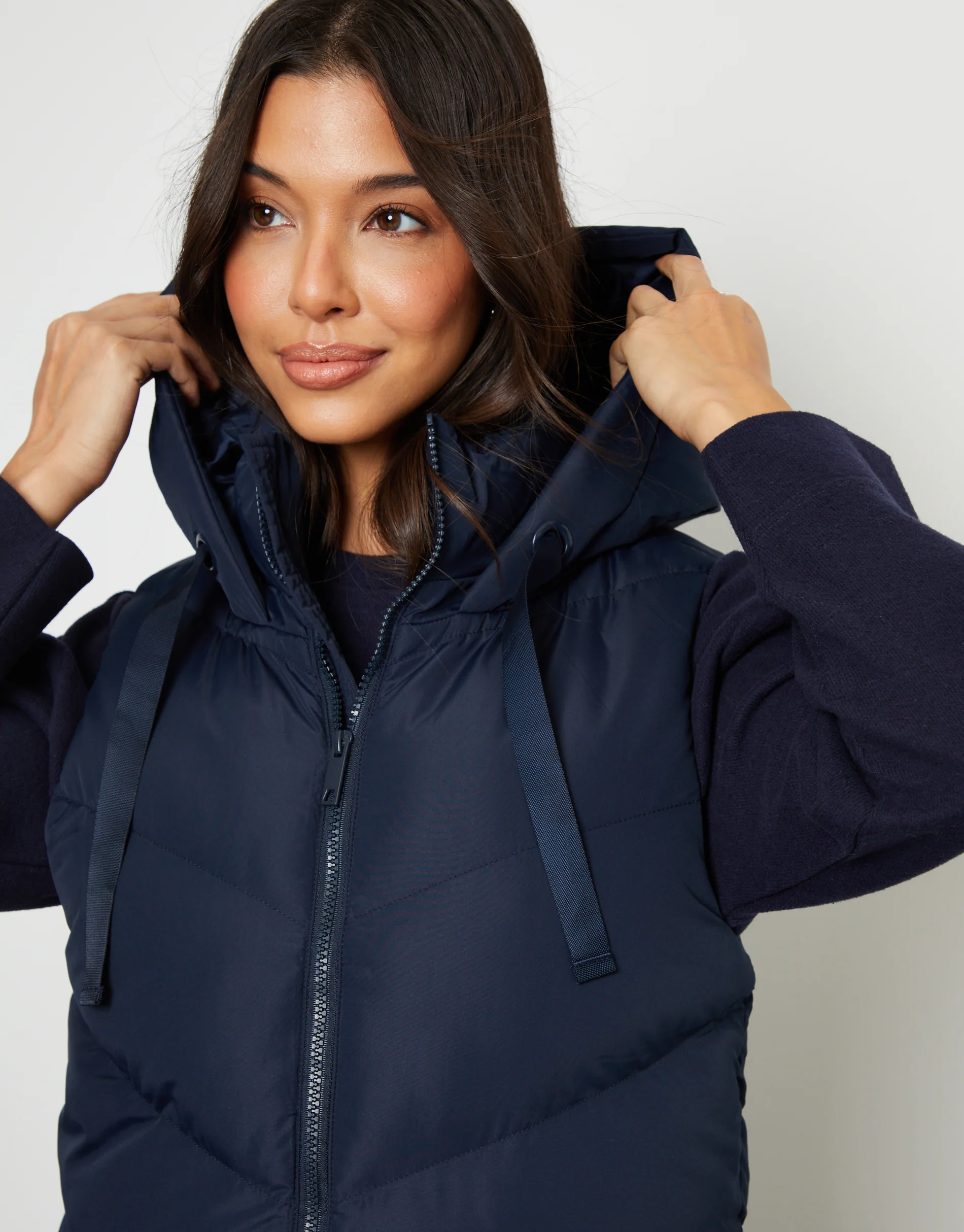 Longline Padded Gilet in Navy - Image 2